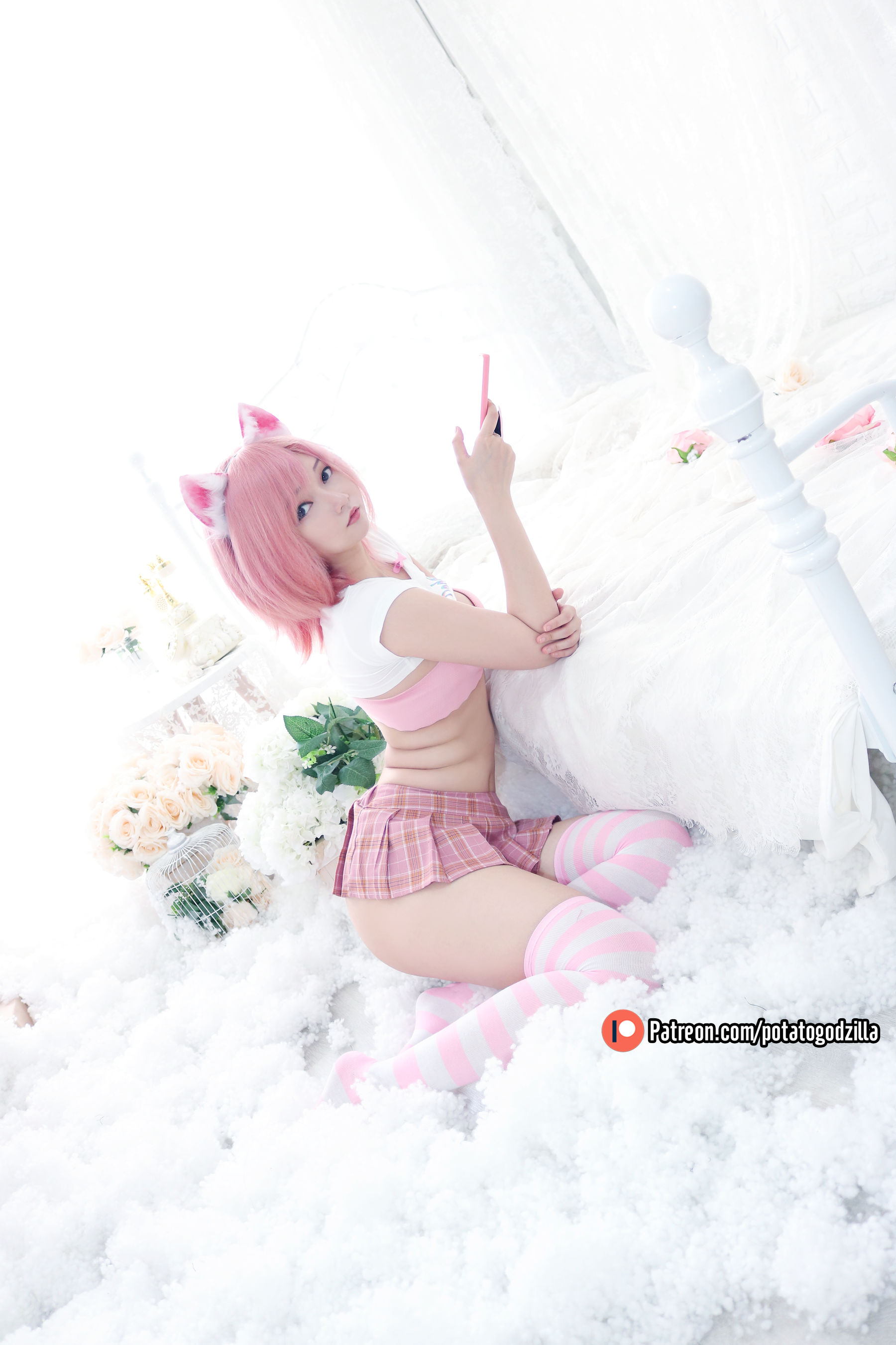 Coser小姐姐Potato Godzilla – Pink Casual [36P]