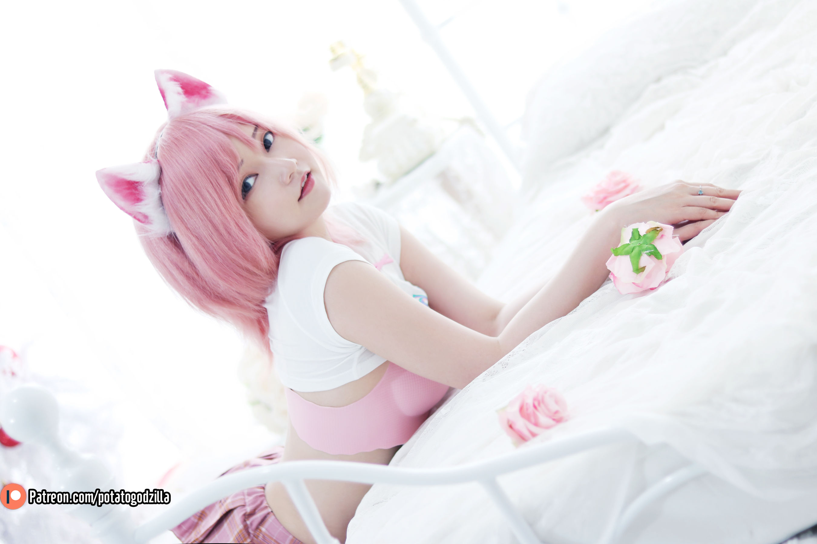 Coser小姐姐Potato Godzilla – Pink Casual [36P]