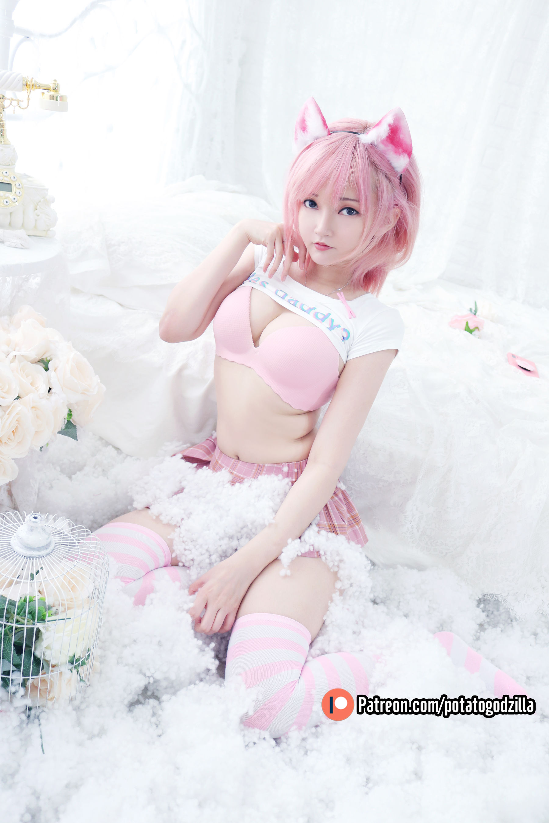 Coser小姐姐Potato Godzilla – Pink Casual [36P]