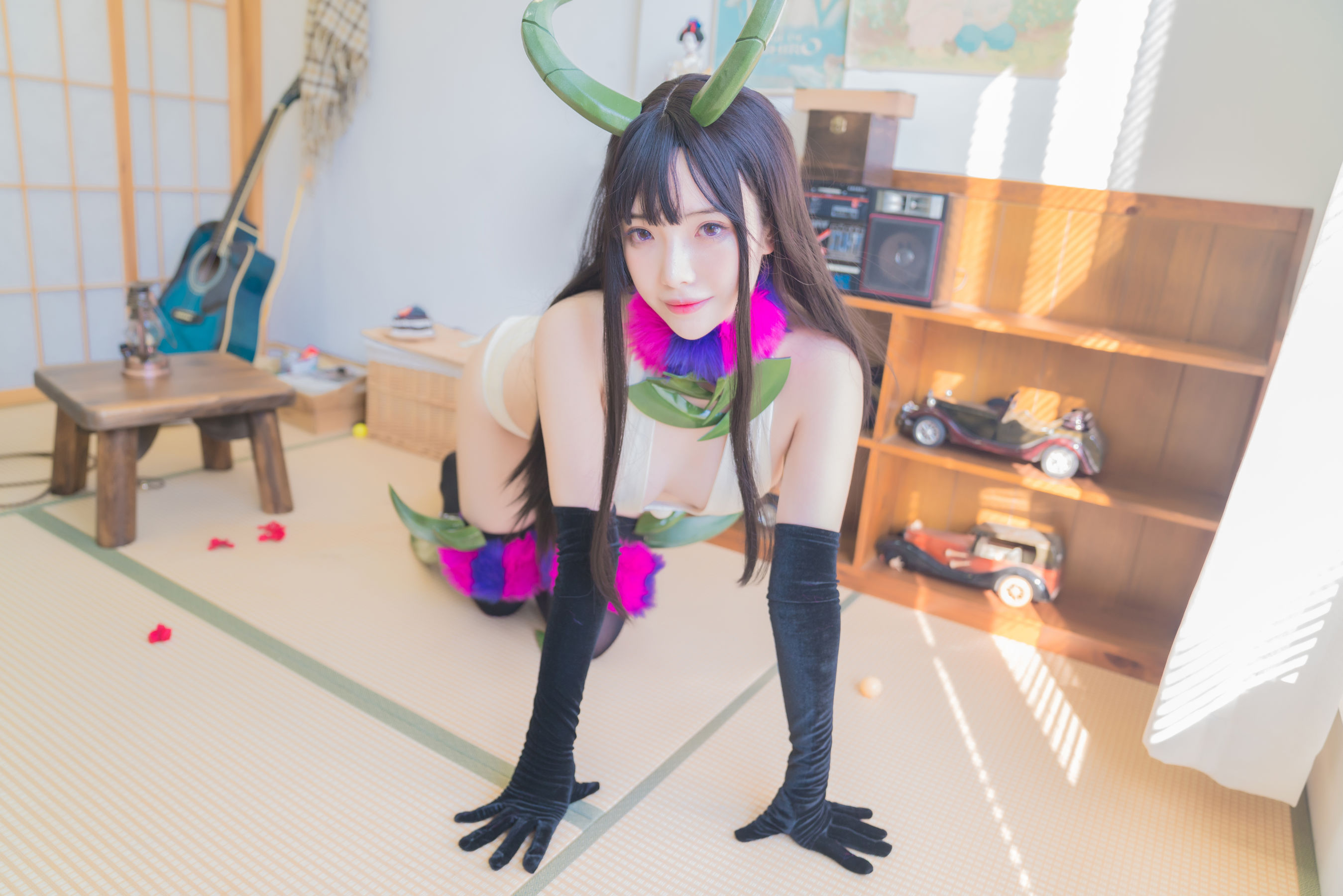 [Cosplay写真] 动漫博主雯妹 – 恶魔姐姐 [28P]