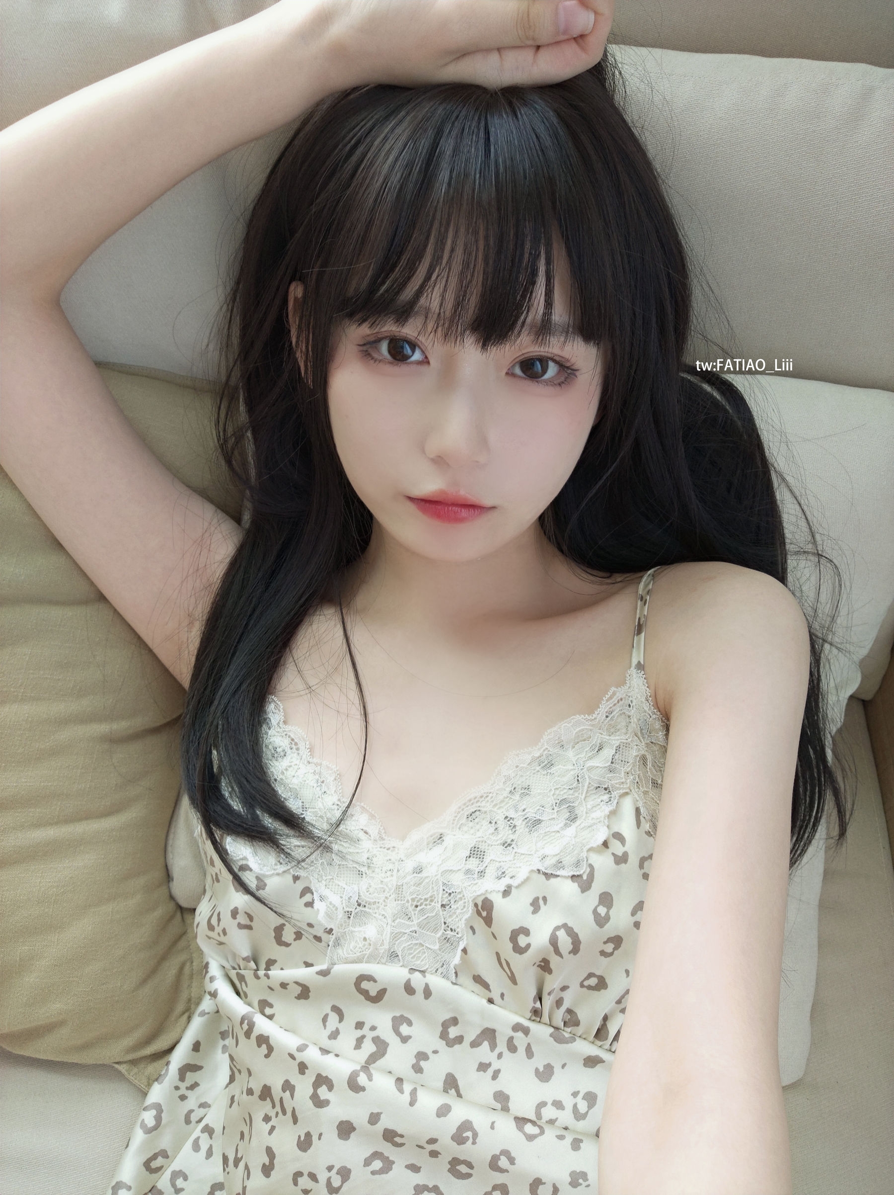 迷之呆梨(发条少女) – パジャマのお姉さん [96P]