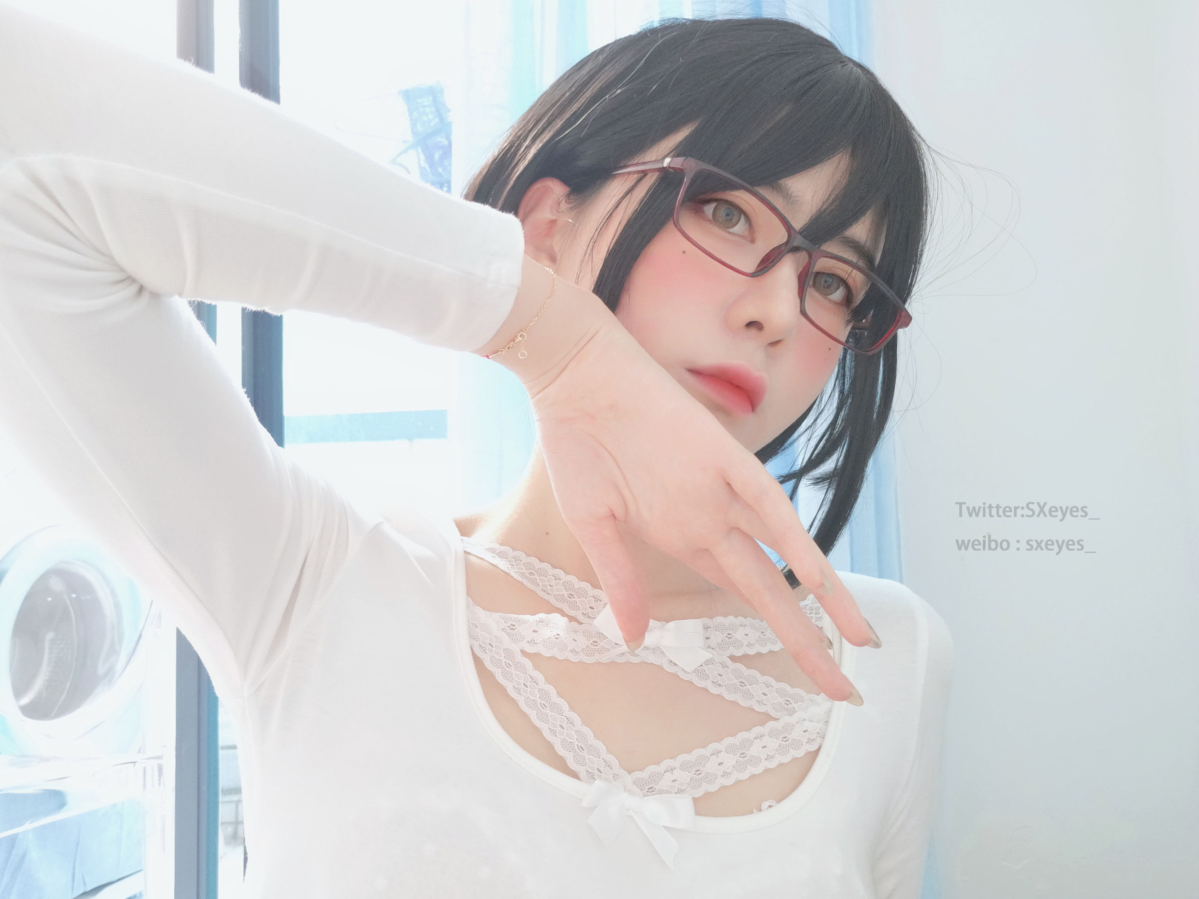 萌妹子眼酱大魔王w 白蕾丝姐姐 [27P]