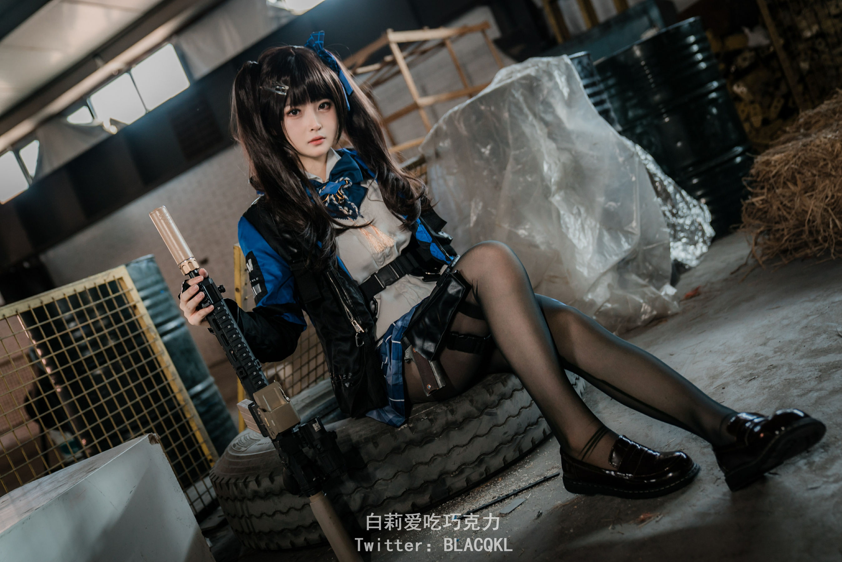 白莉爱吃巧克力 – 关小雨 [29P]