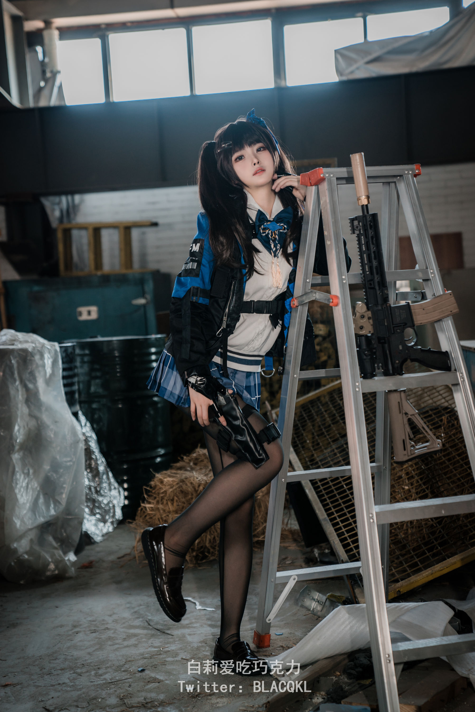 白莉爱吃巧克力 – 关小雨 [29P]
