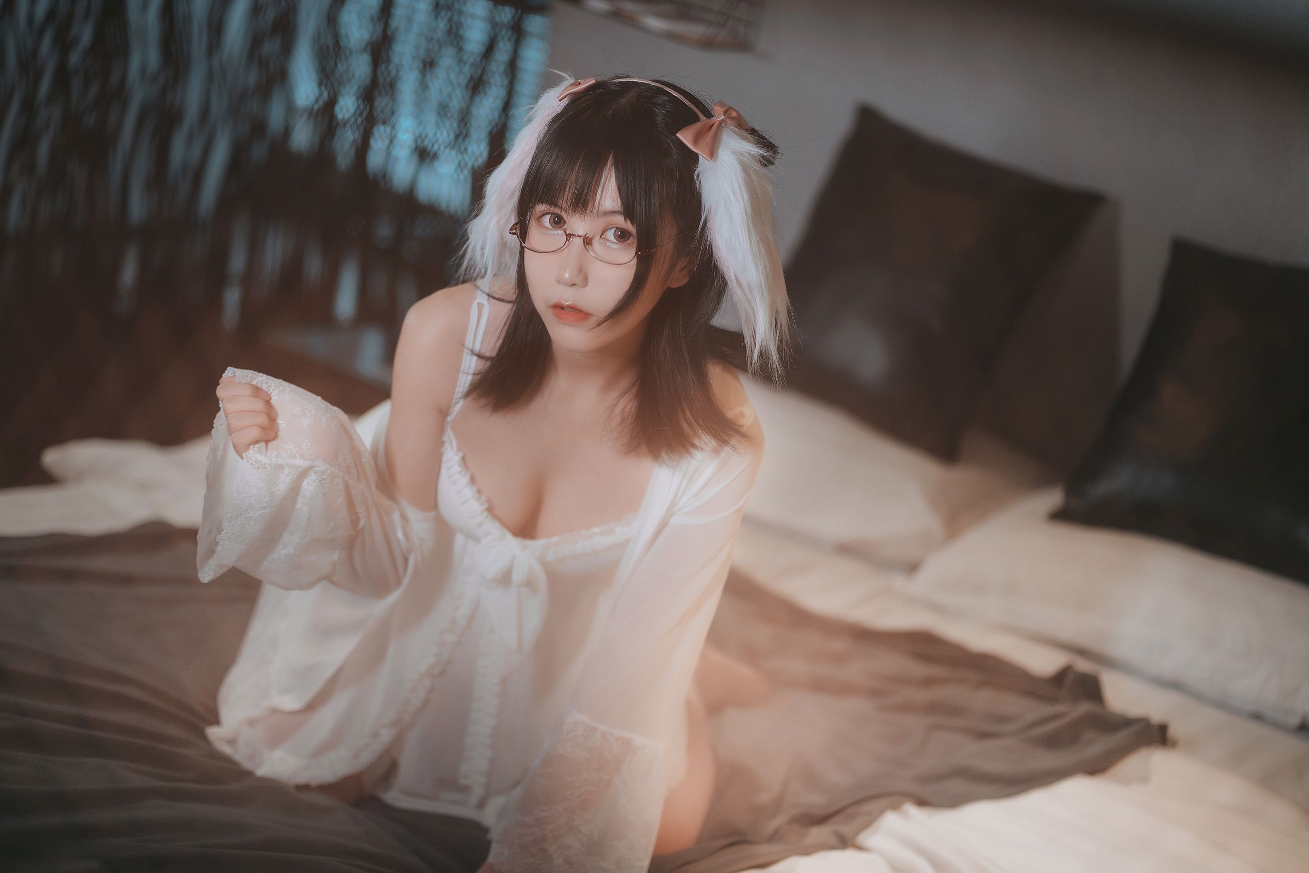 COSER美女逐月su 睡衣兔子 [28P]