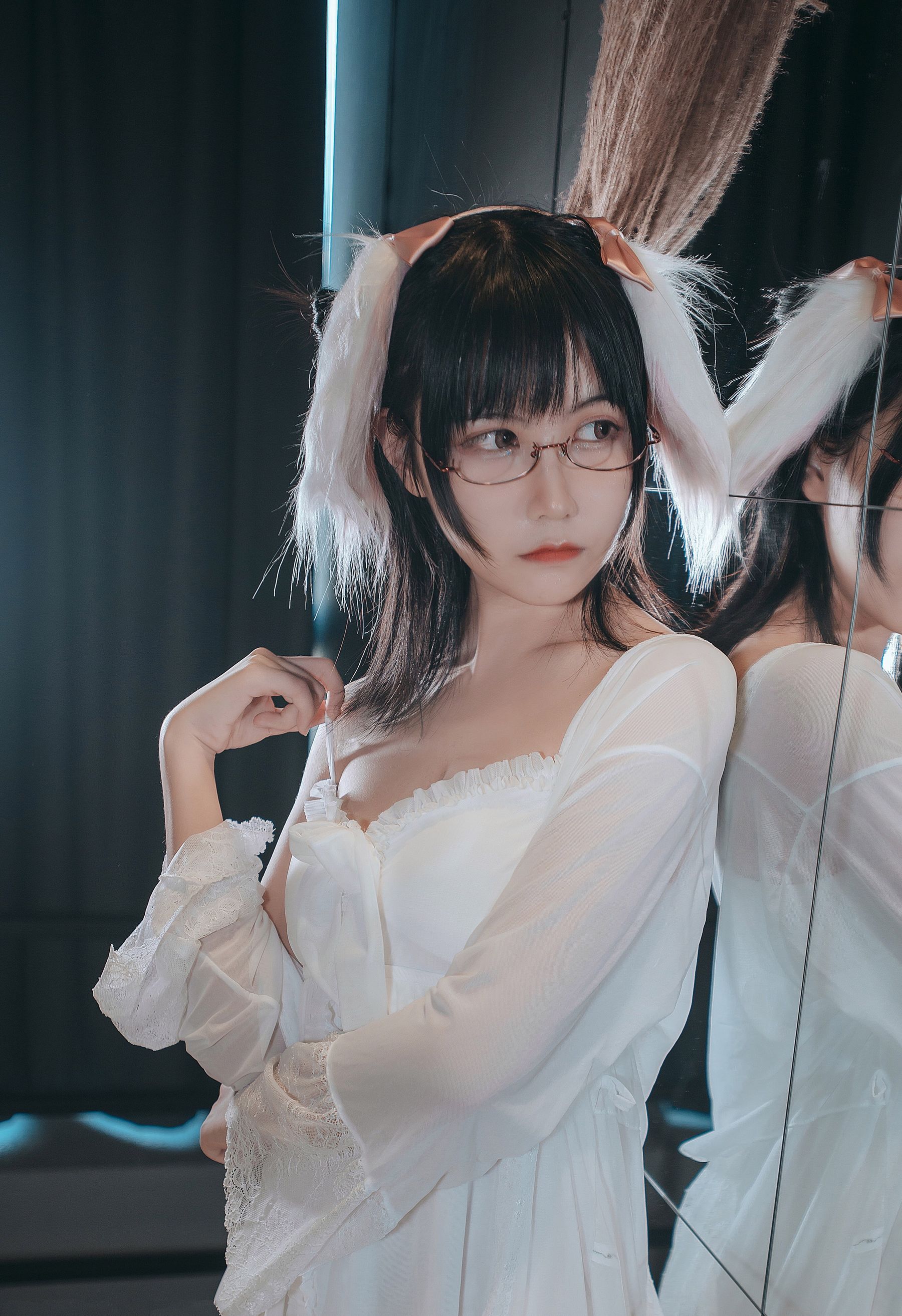 COSER美女逐月su 睡衣兔子 [28P]