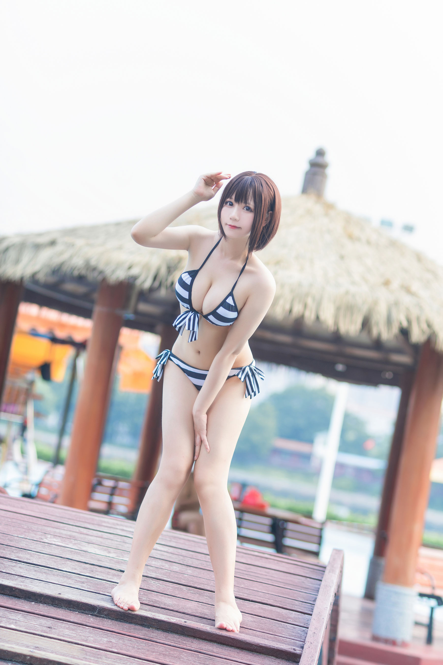 萌妹子Nyako喵子 – 加藤惠泳装 [11P]