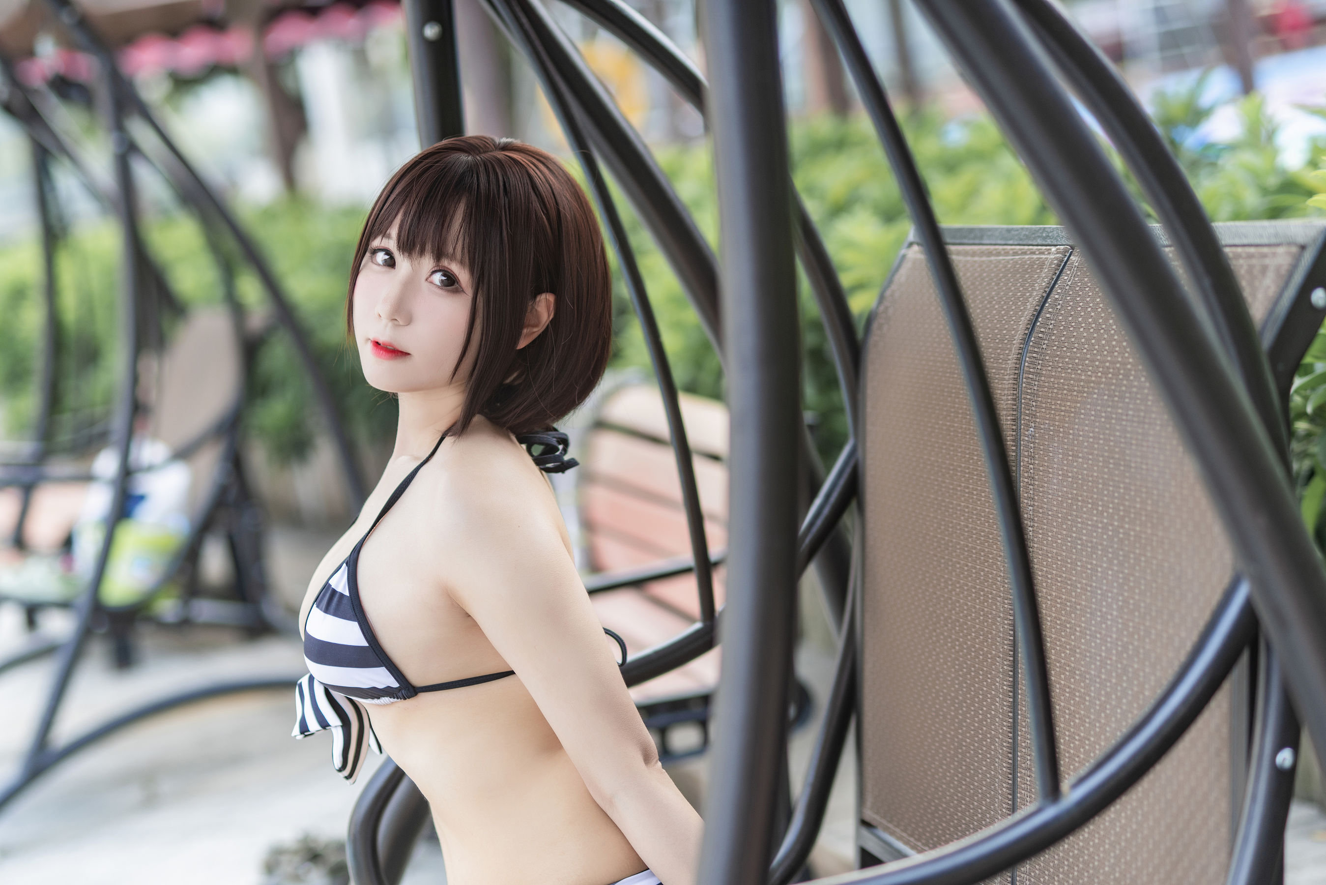 萌妹子Nyako喵子 – 加藤惠泳装 [11P]