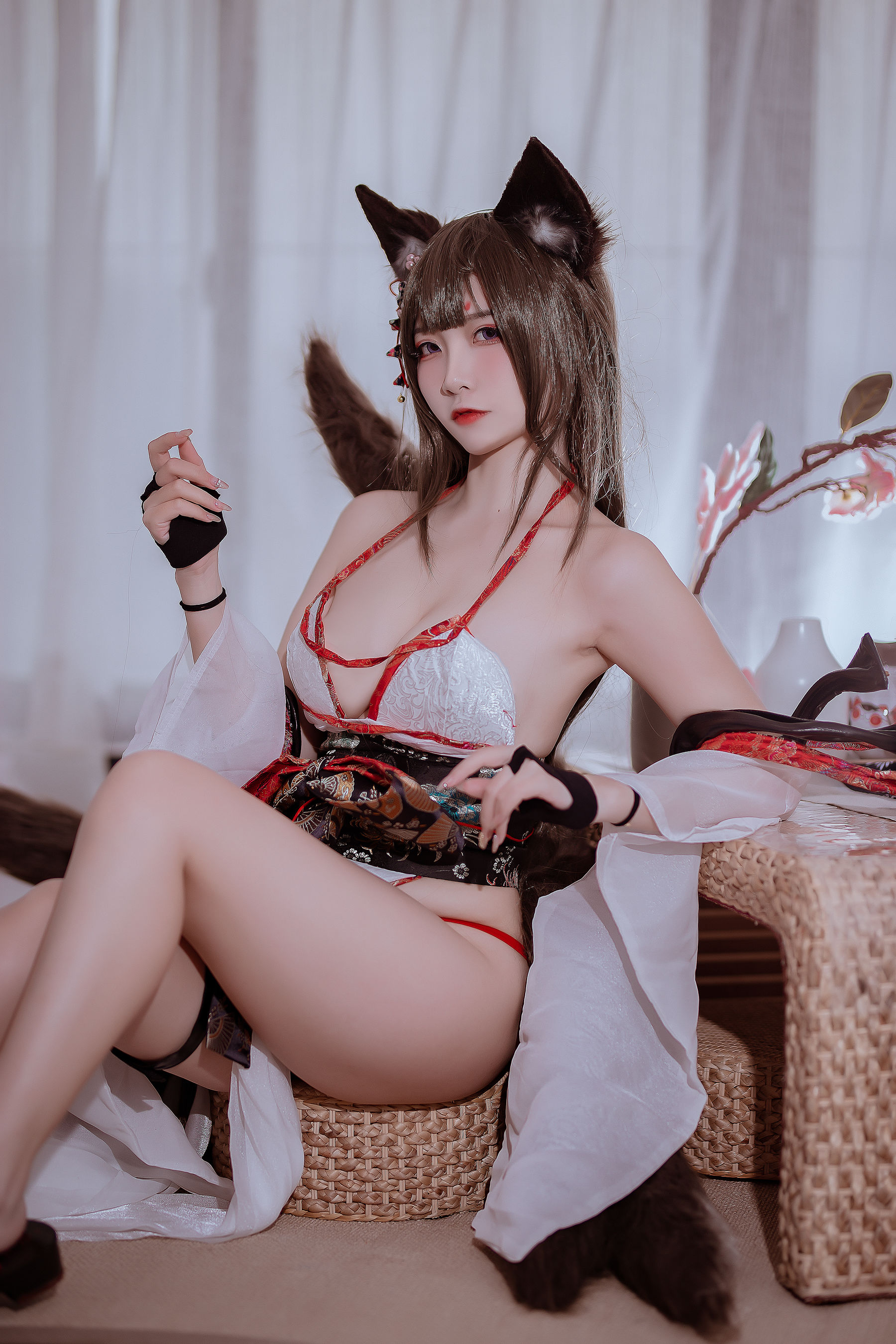 人气Coser二佐Nisa – 碧蓝 天城泳装 [16P]