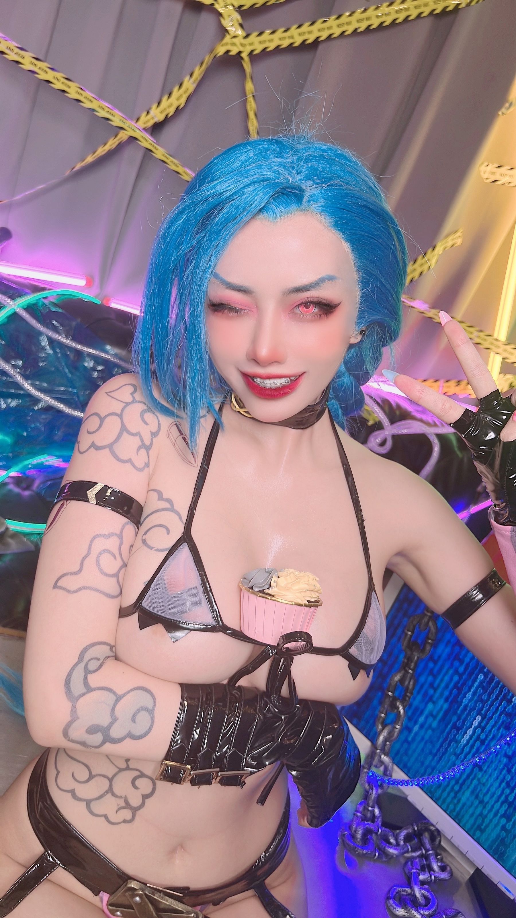 日本性感萝莉Byoru – Jinx [30P]