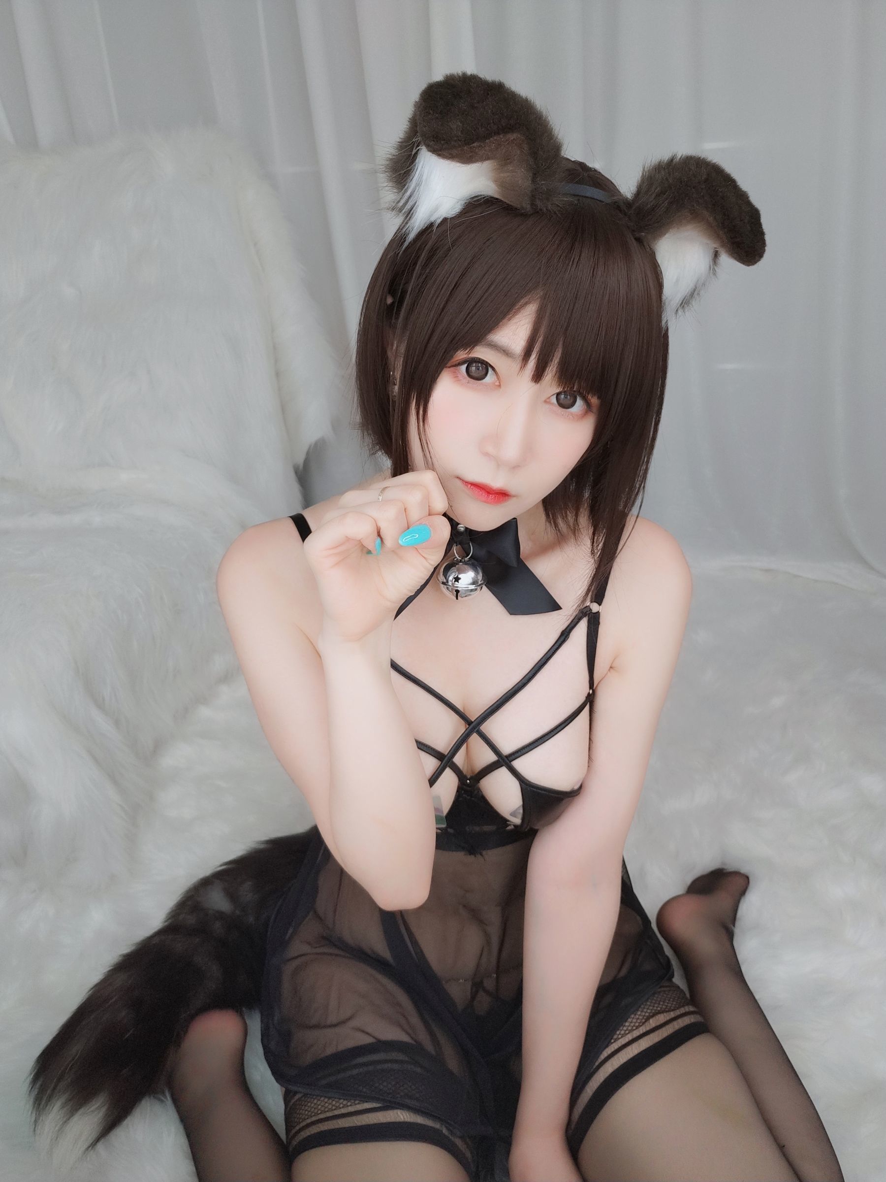 Coser小姐姐白银 – 折耳狗 [105P]