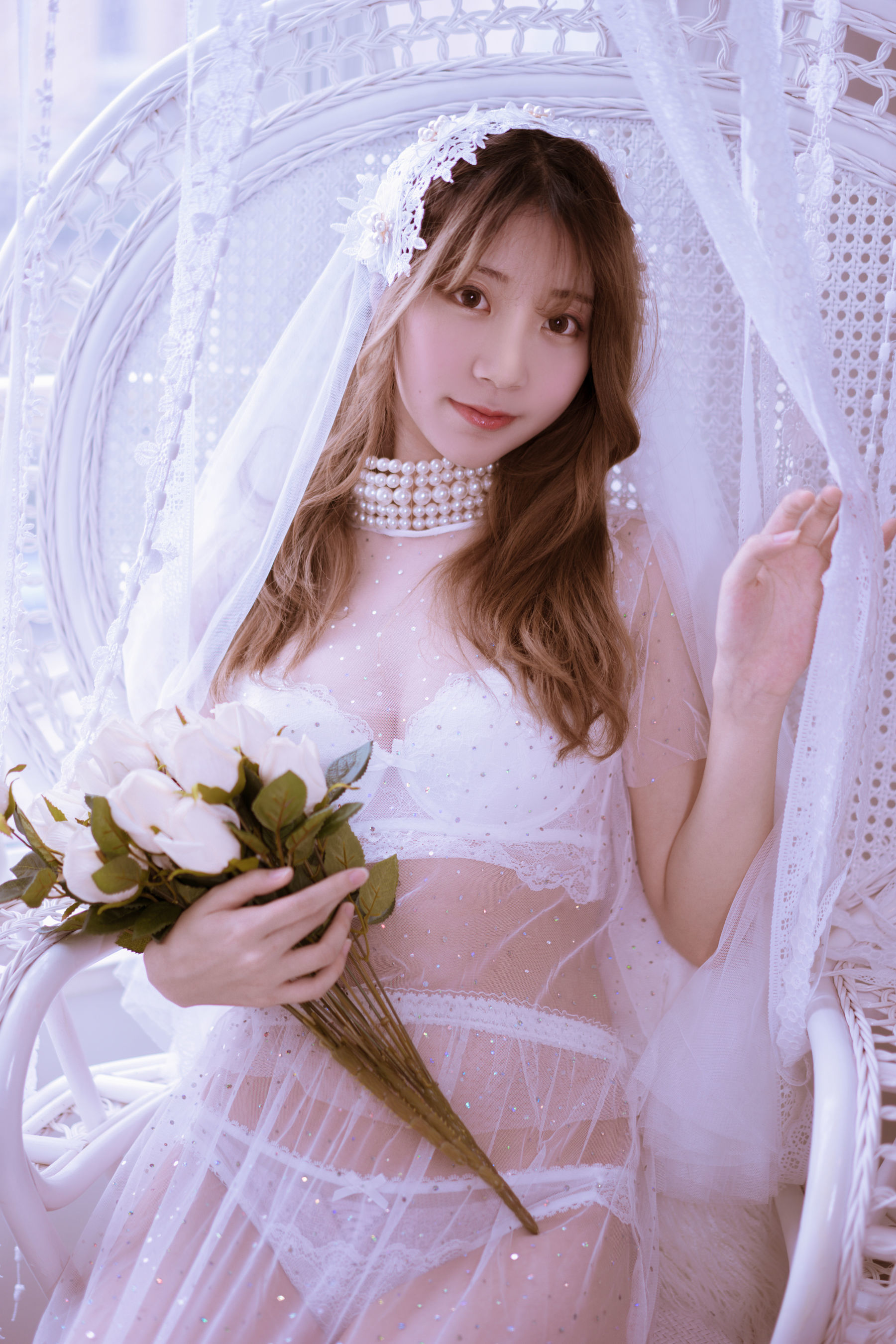 [萝莉COS] 黑川 – 年上彼女 婚纱+毛衣 [39P]