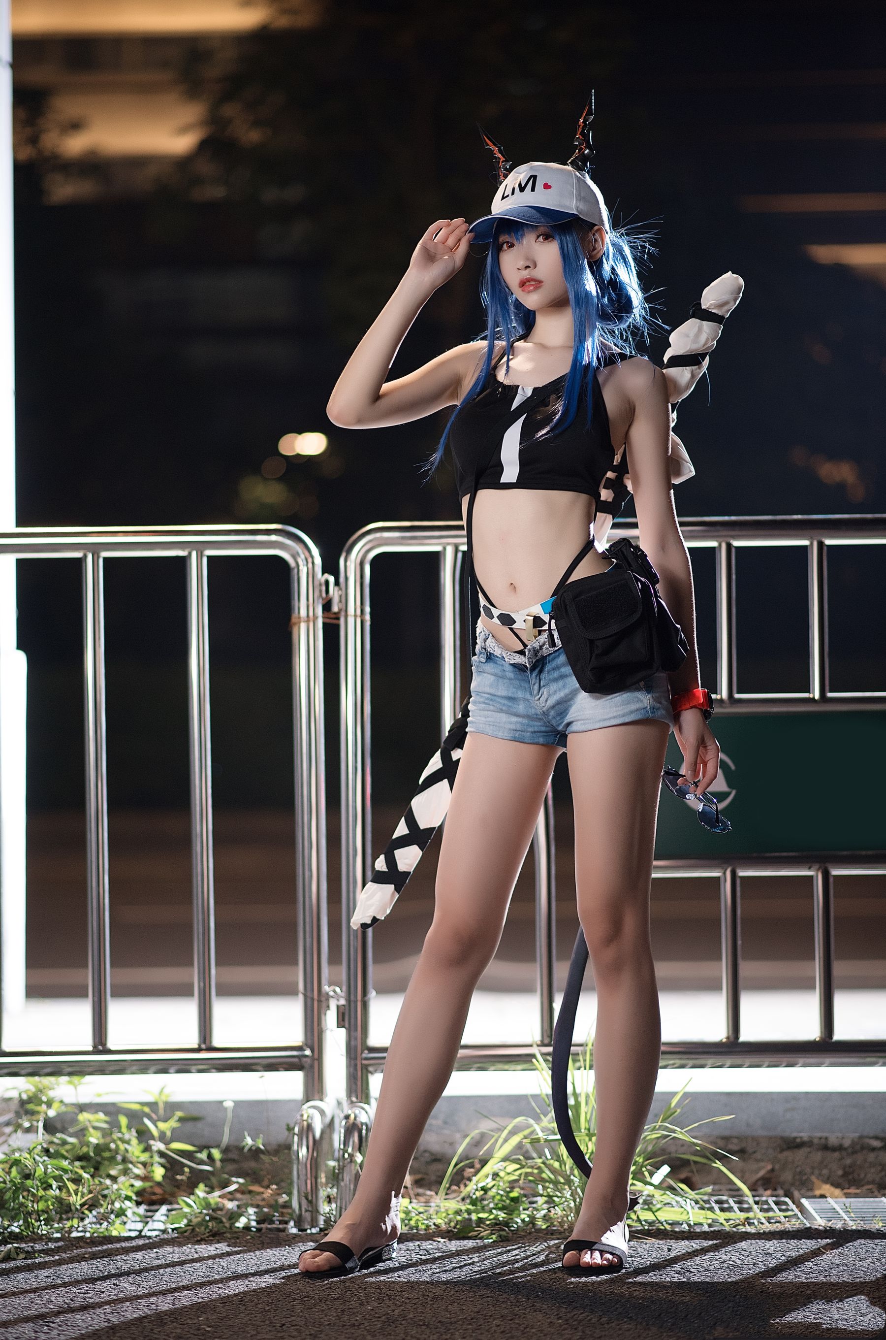动漫博主大大卷卷小卷 – 女游客 陈 [9P]
