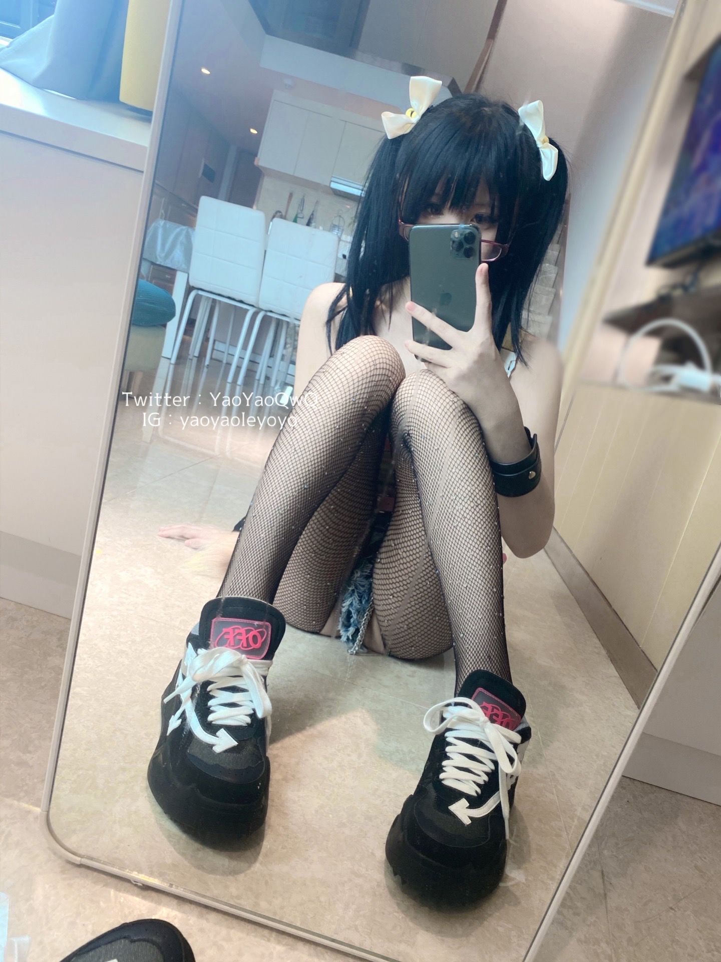 萌妹子Coser摇摇乐yoyo fantia まず自分撮りを見る…… (2021-8.23) [72P]