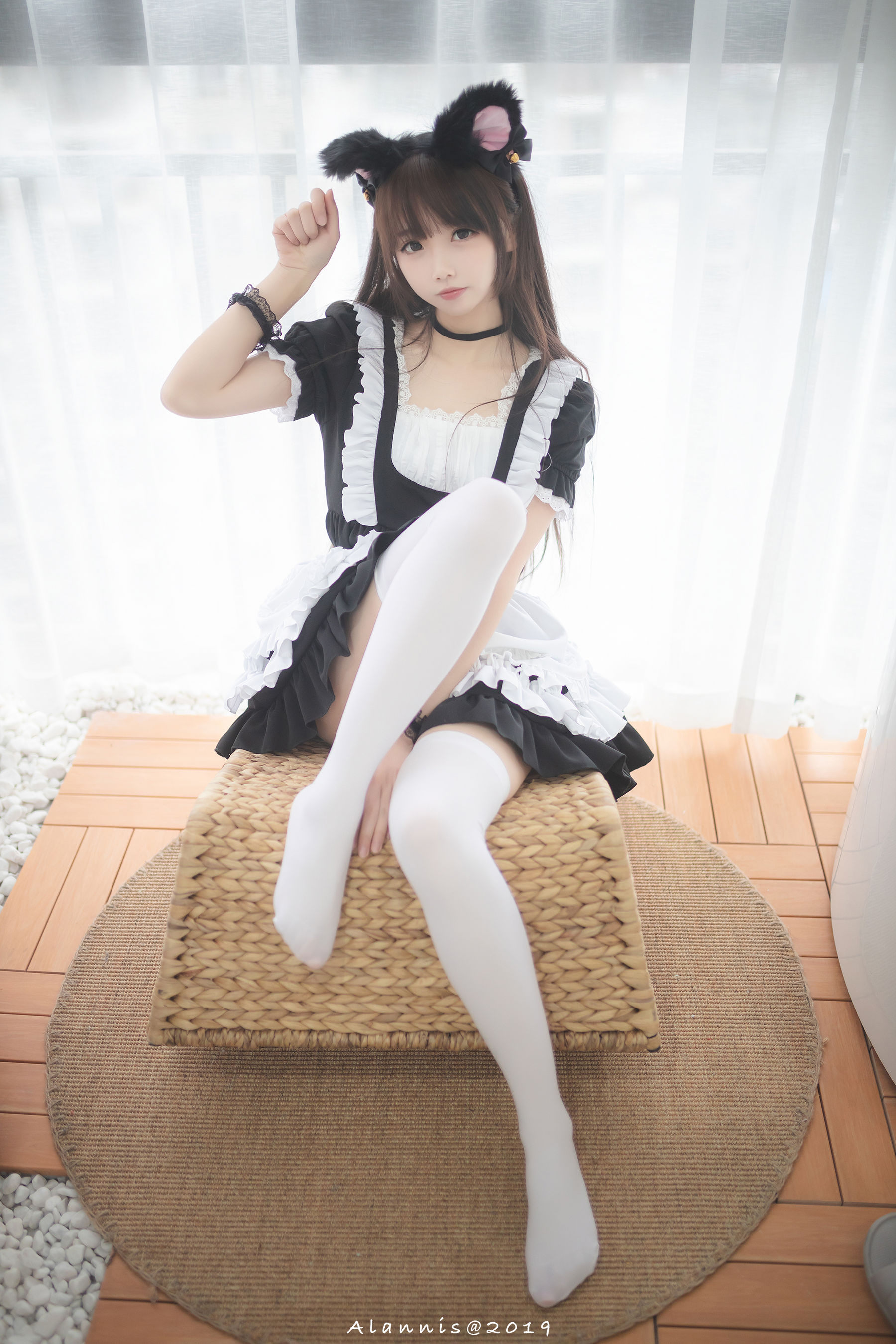 Cos小姐姐雪琪 白丝女仆 [30P]