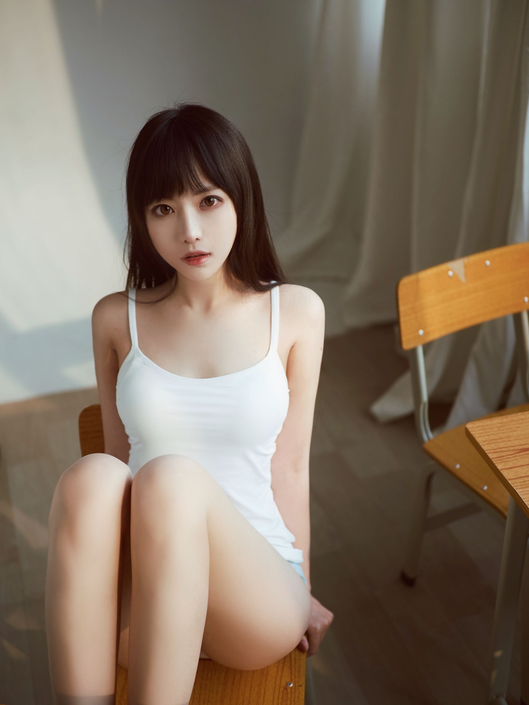 Shika小鹿鹿 – 羽鸟 [17P]
