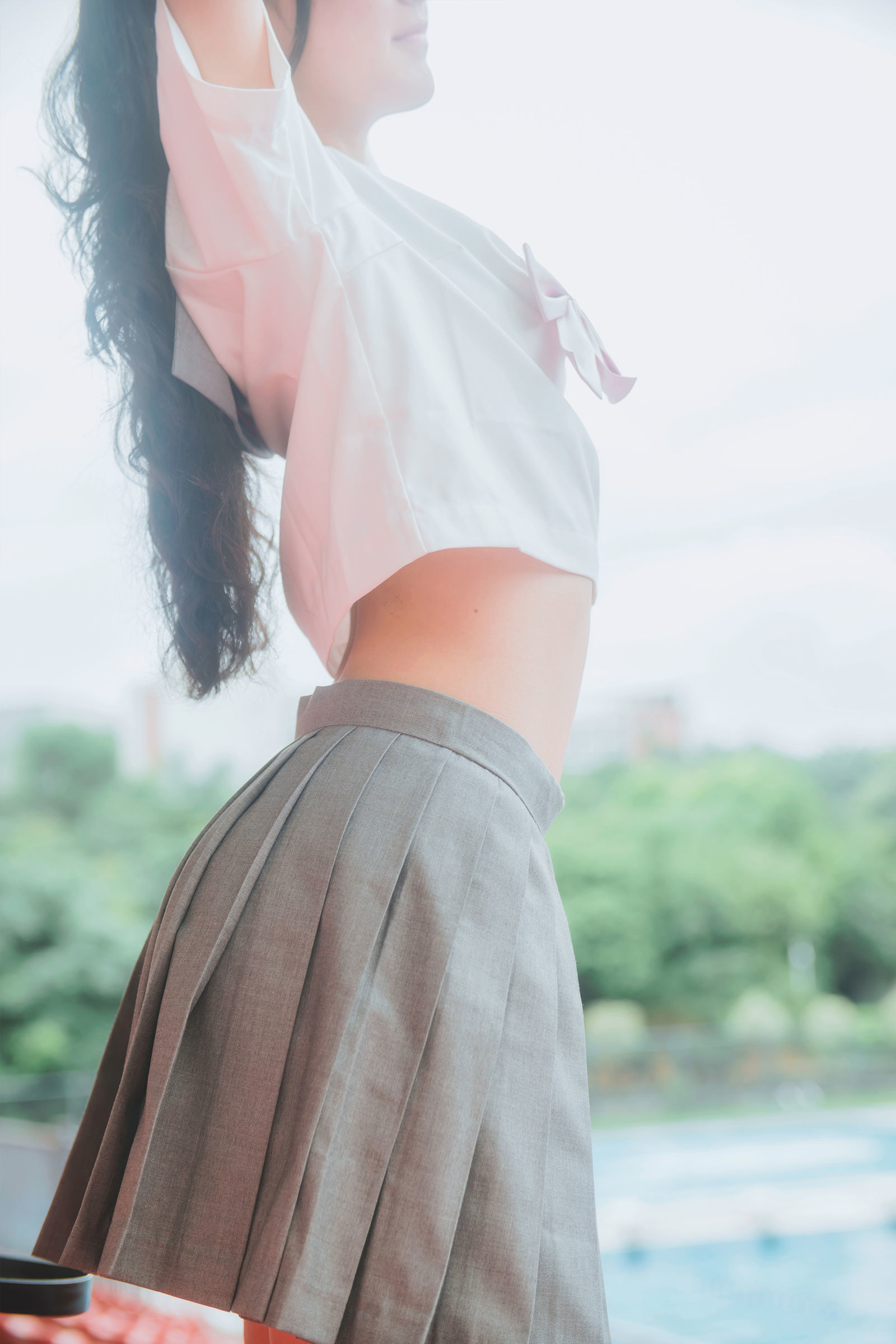 [萝莉COS] 木绵绵OwO – 灰色JK制服 [38P]