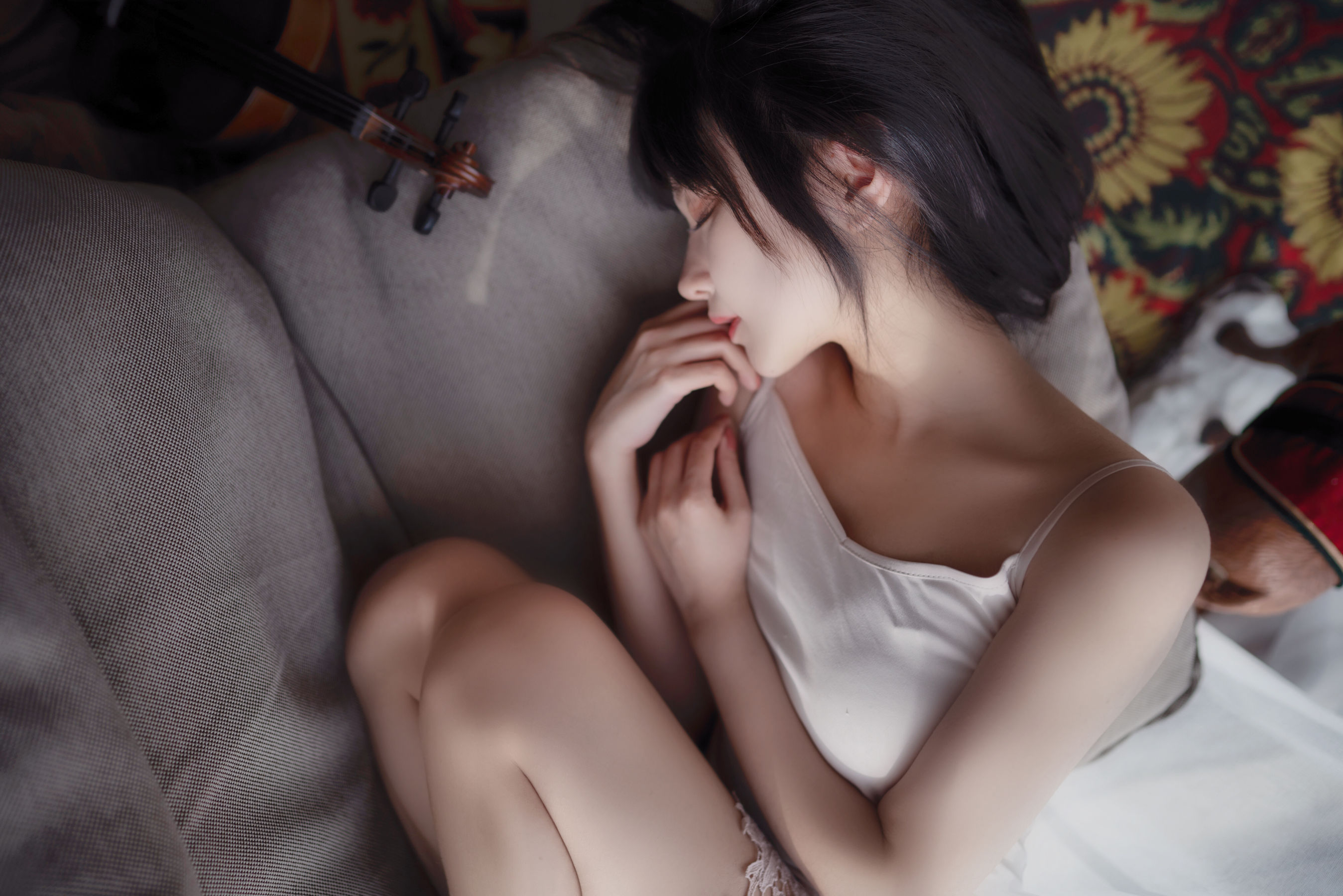 Shika小鹿鹿 – 长发姑娘 [18P]