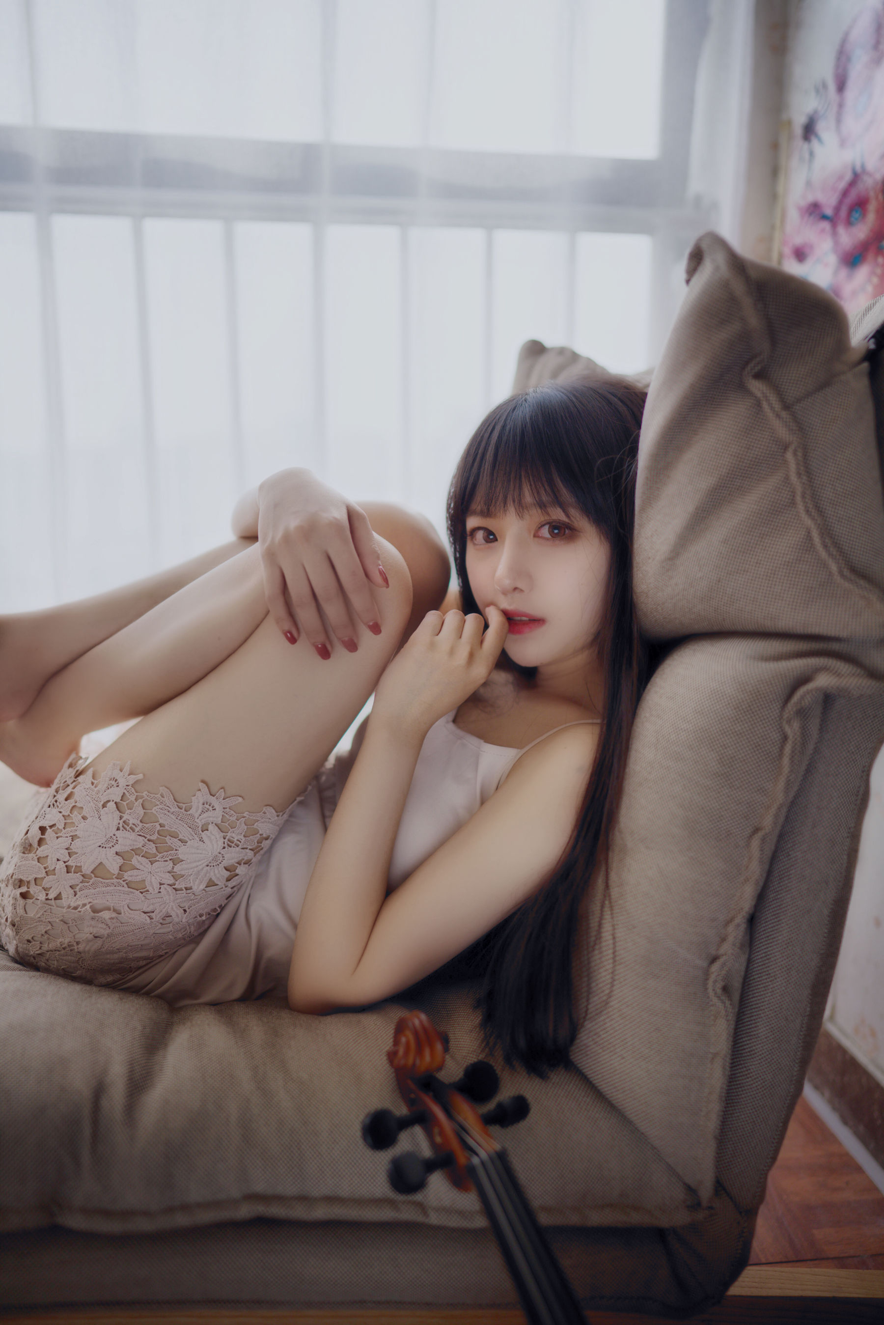 Shika小鹿鹿 – 长发姑娘 [18P]