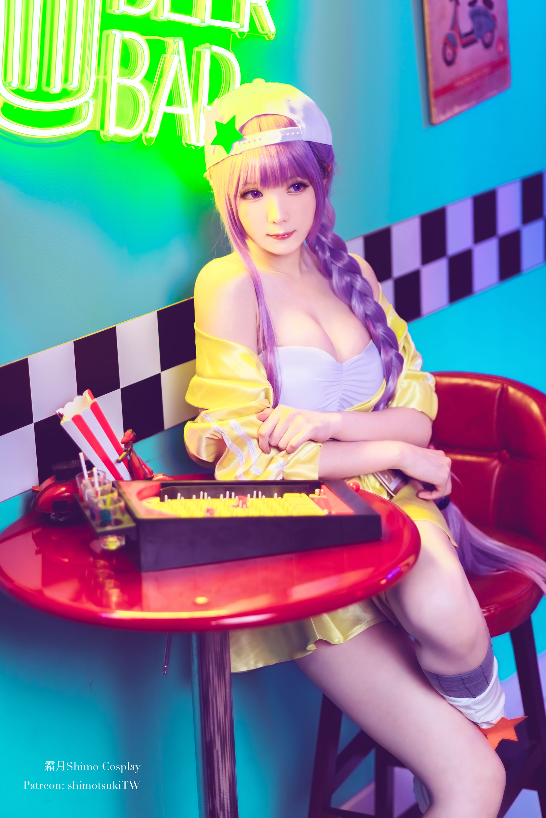微博妹纸霜月shimo – BB泳装 [15P]