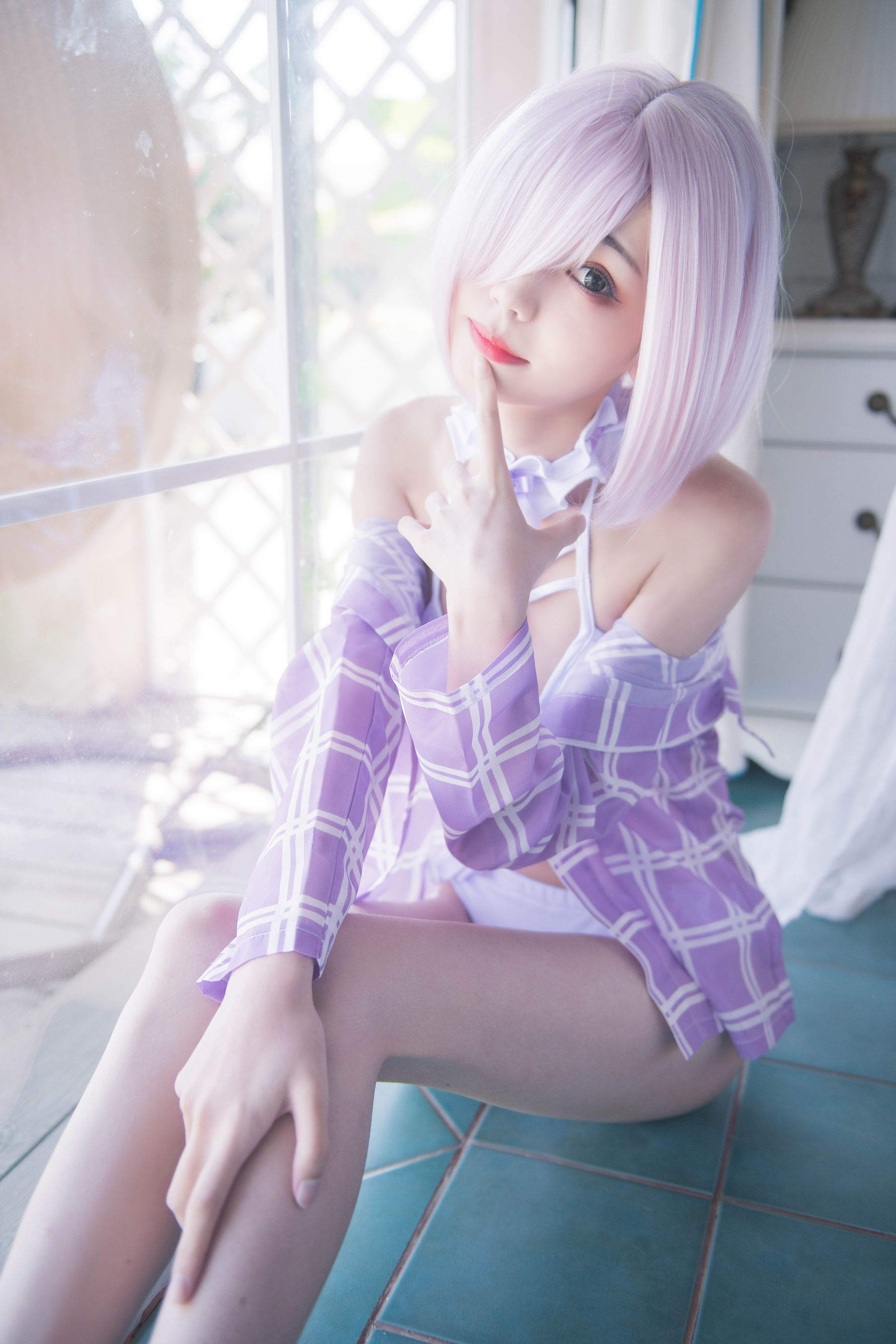 [萝莉COS] 小妖精你的负卿 – 玛修泳装 [16P]
