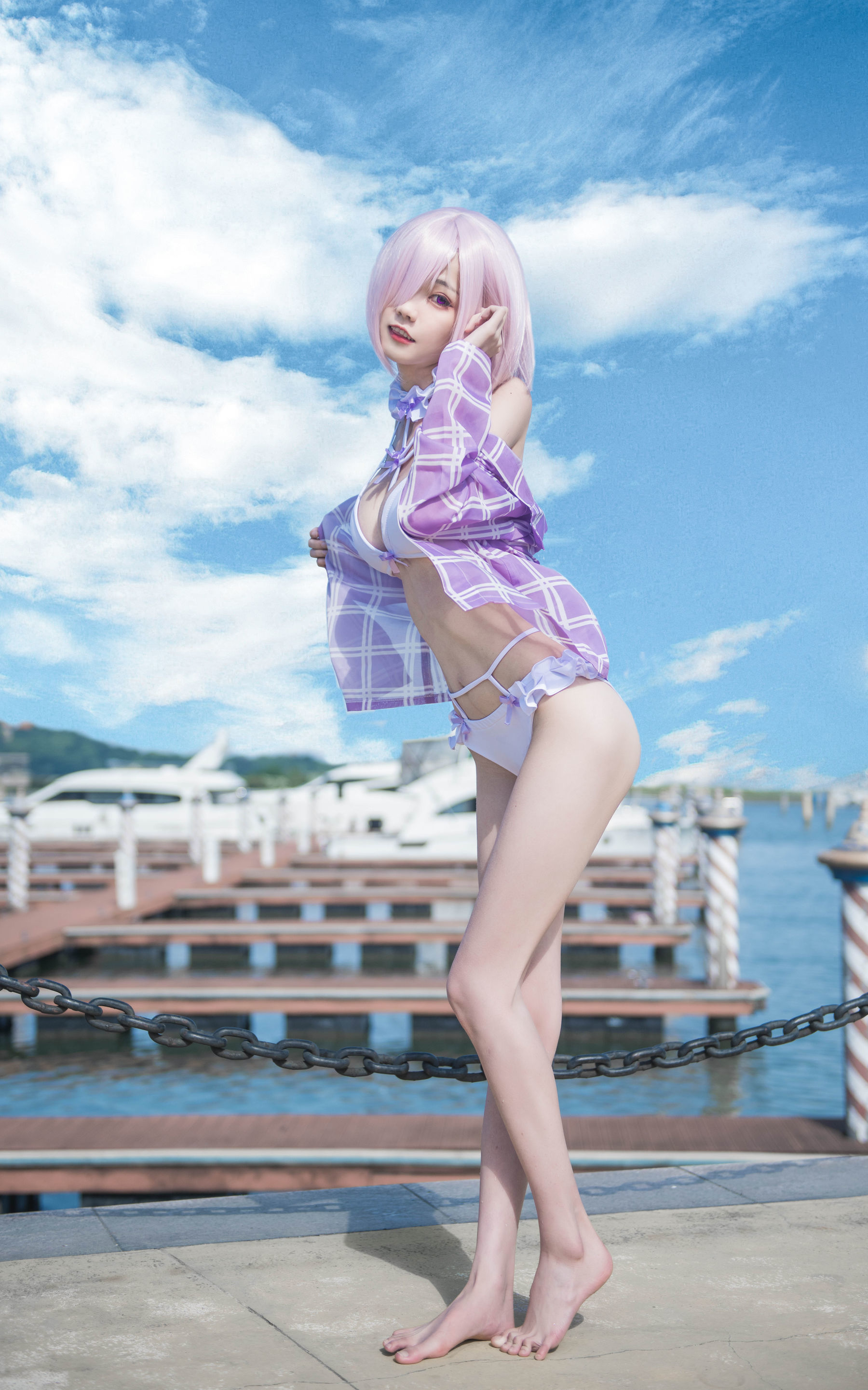 [萝莉COS] 小妖精你的负卿 – 玛修泳装 [16P]