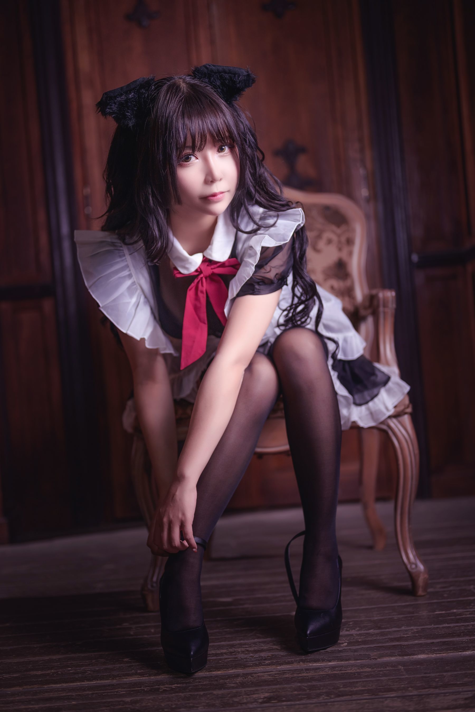 二次元妹子抱走莫子aa 黑丝猫咪小女仆 [44P]