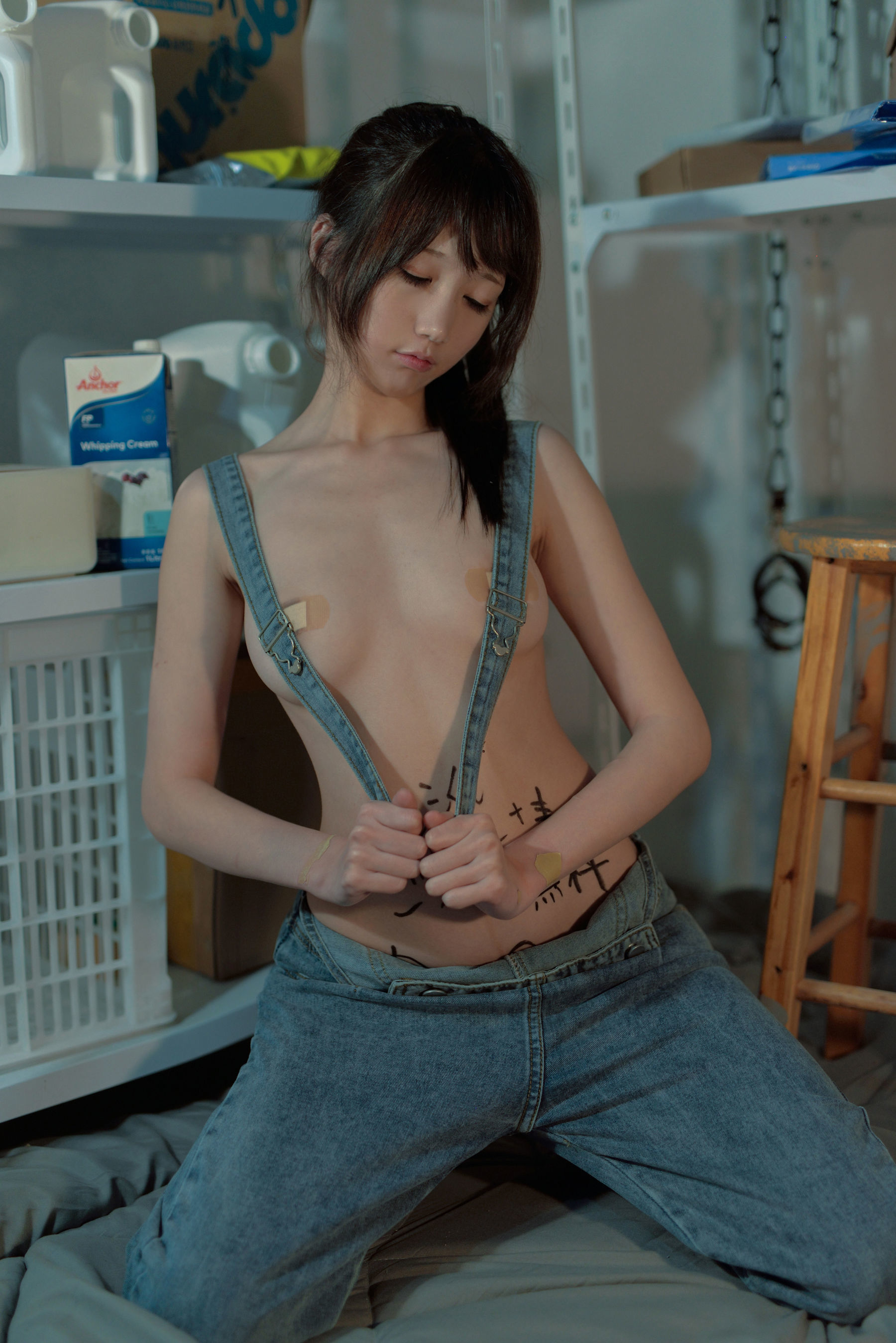 [萝莉COS] NAGISA魔物喵 VOL.10 杂物间 [33P]