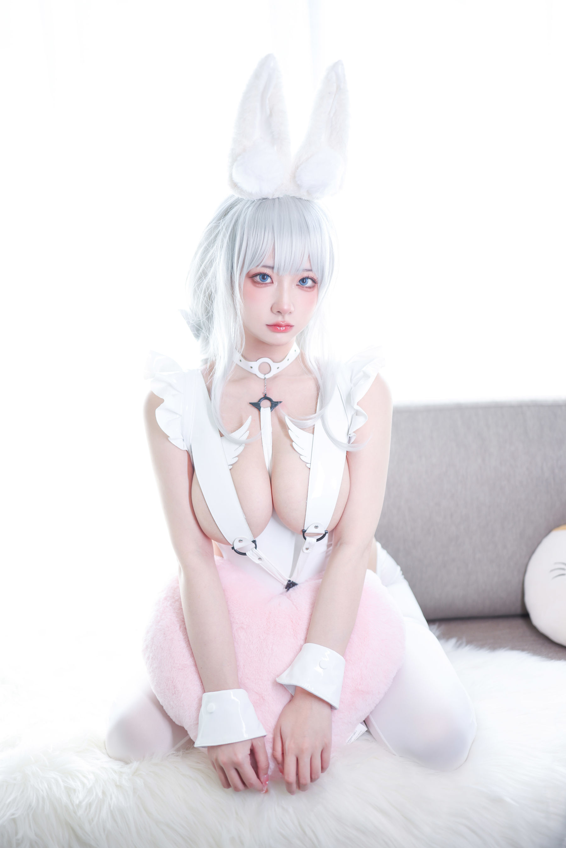 wendydydydy_酱油 – 恶毒 懒懒的白兔 [19P]