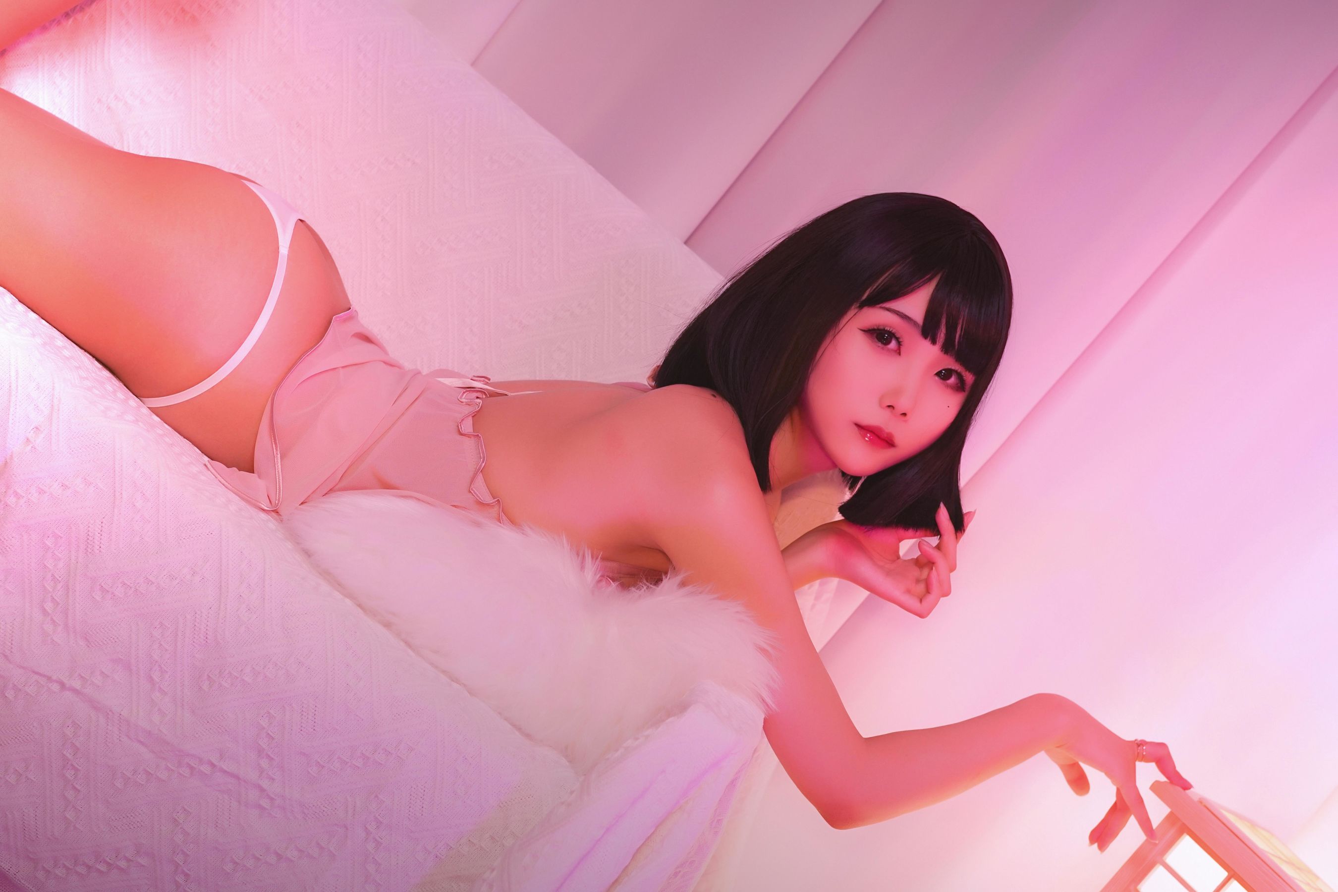 [Cosplay写真] 动漫博主曉美媽 – 是夜 [29P]