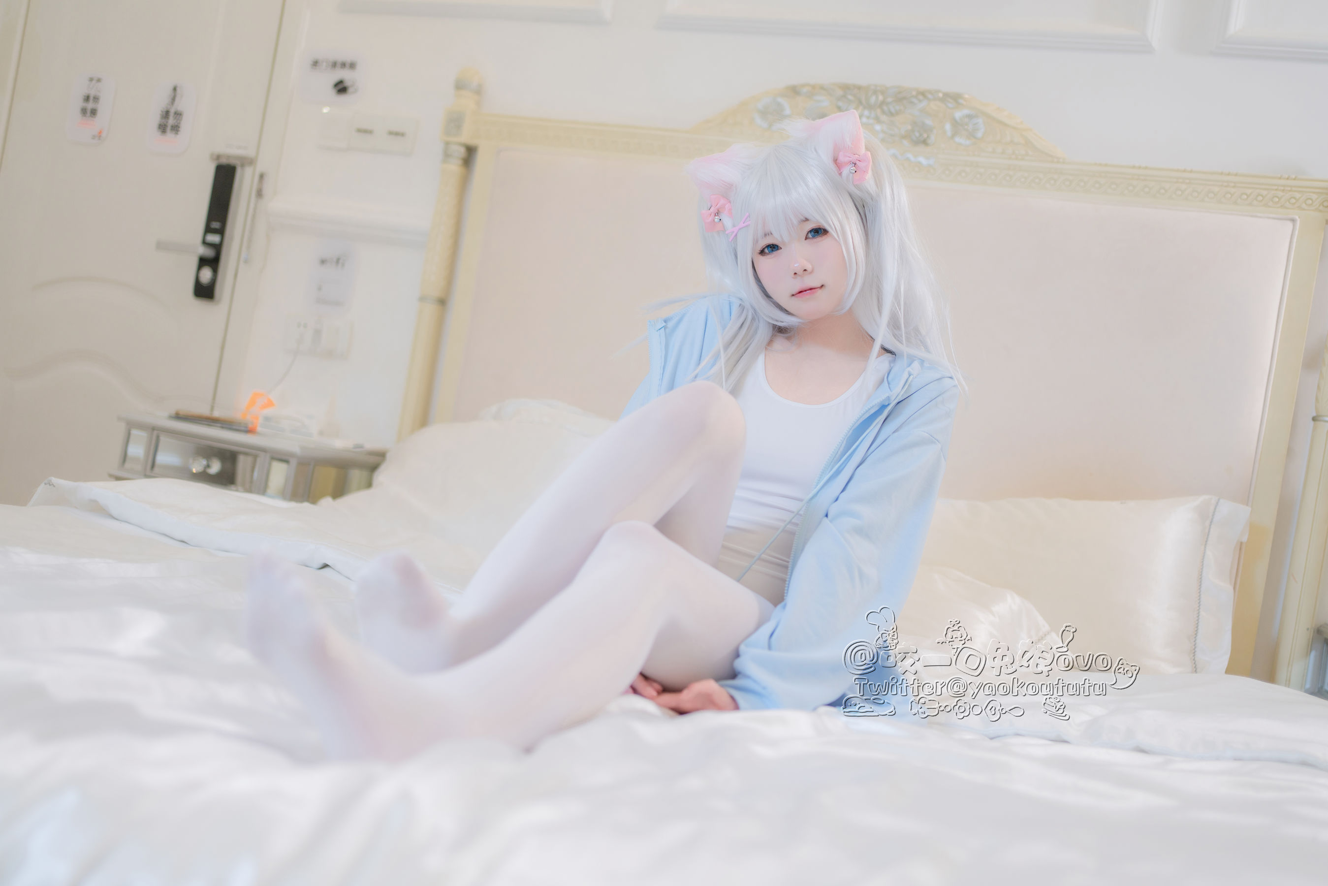 咬一口兔娘 – 做你的猫 [55P]