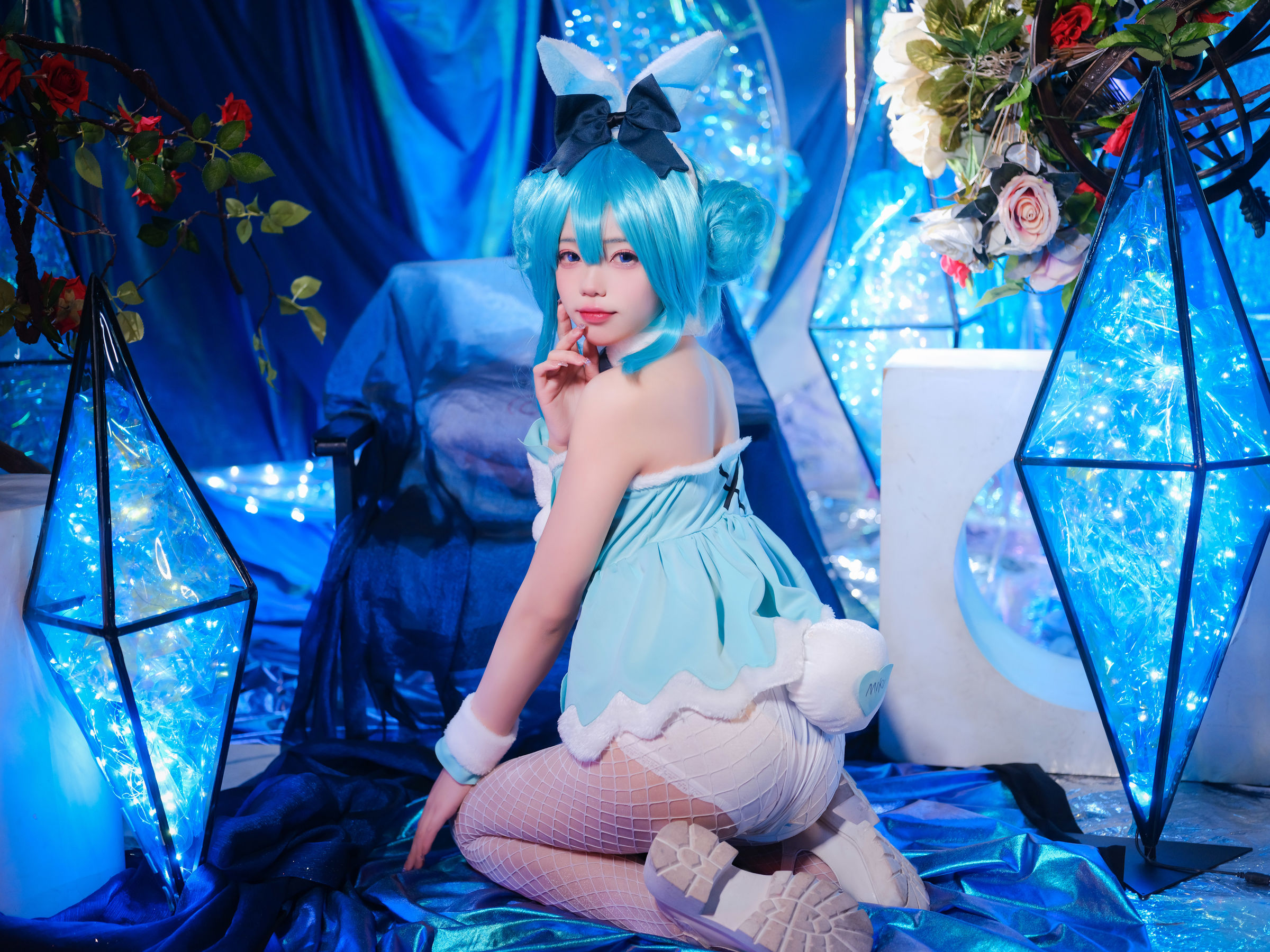 咬一口兔娘 – MIKU初音未来兔女郎 [12P]