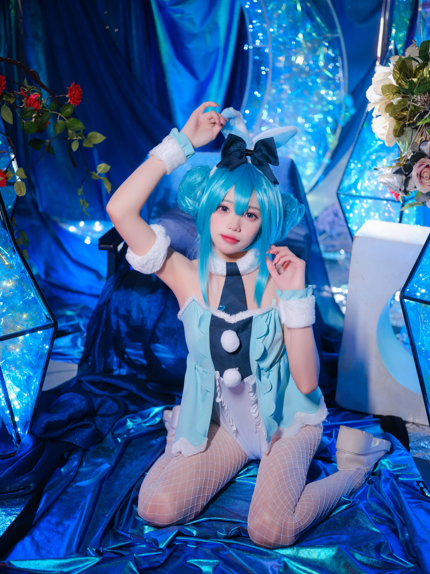 咬一口兔娘 – MIKU初音未来兔女郎 [12P]