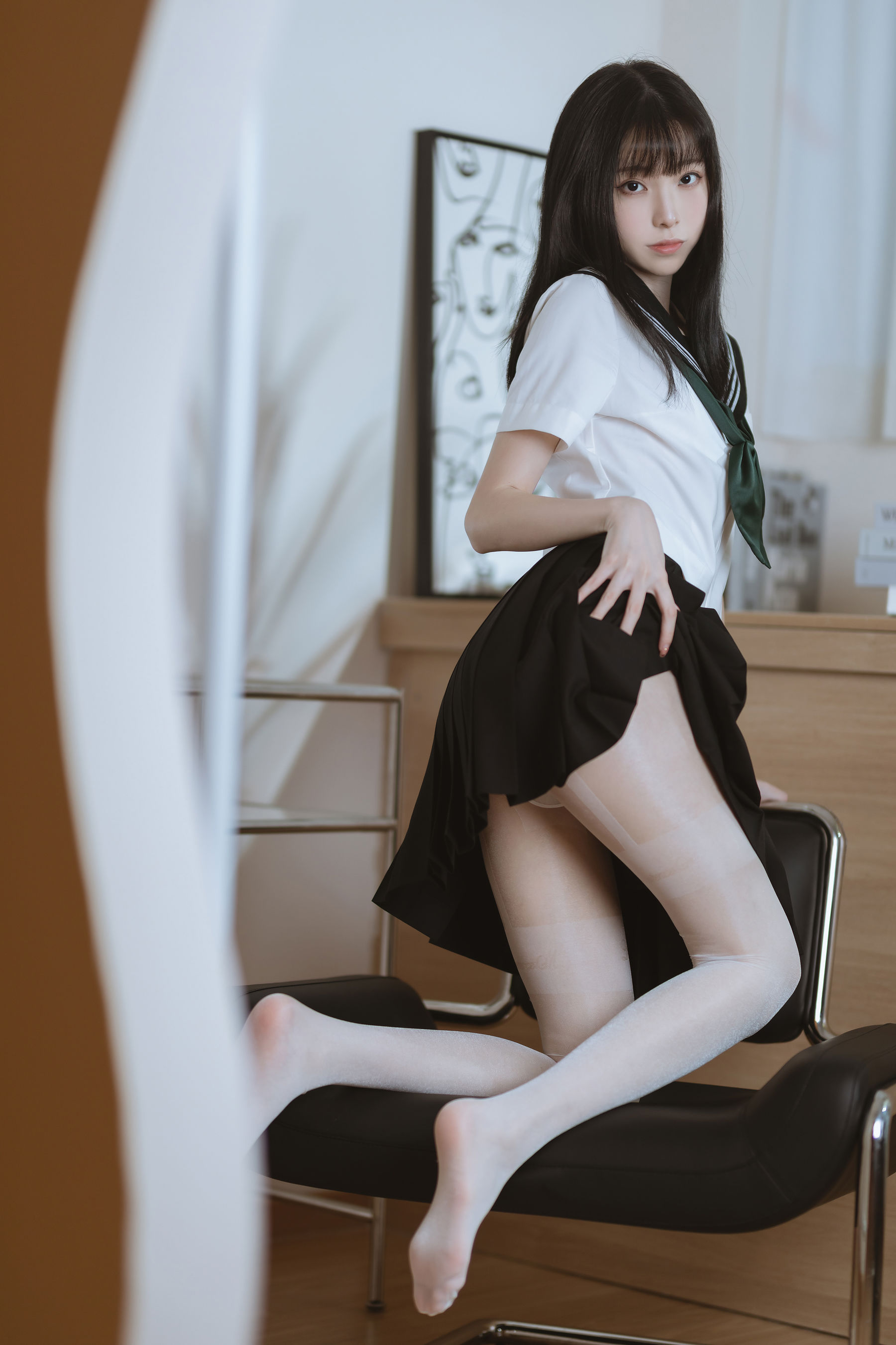 许岚(叁月life) – 白丝水手服 [39P]