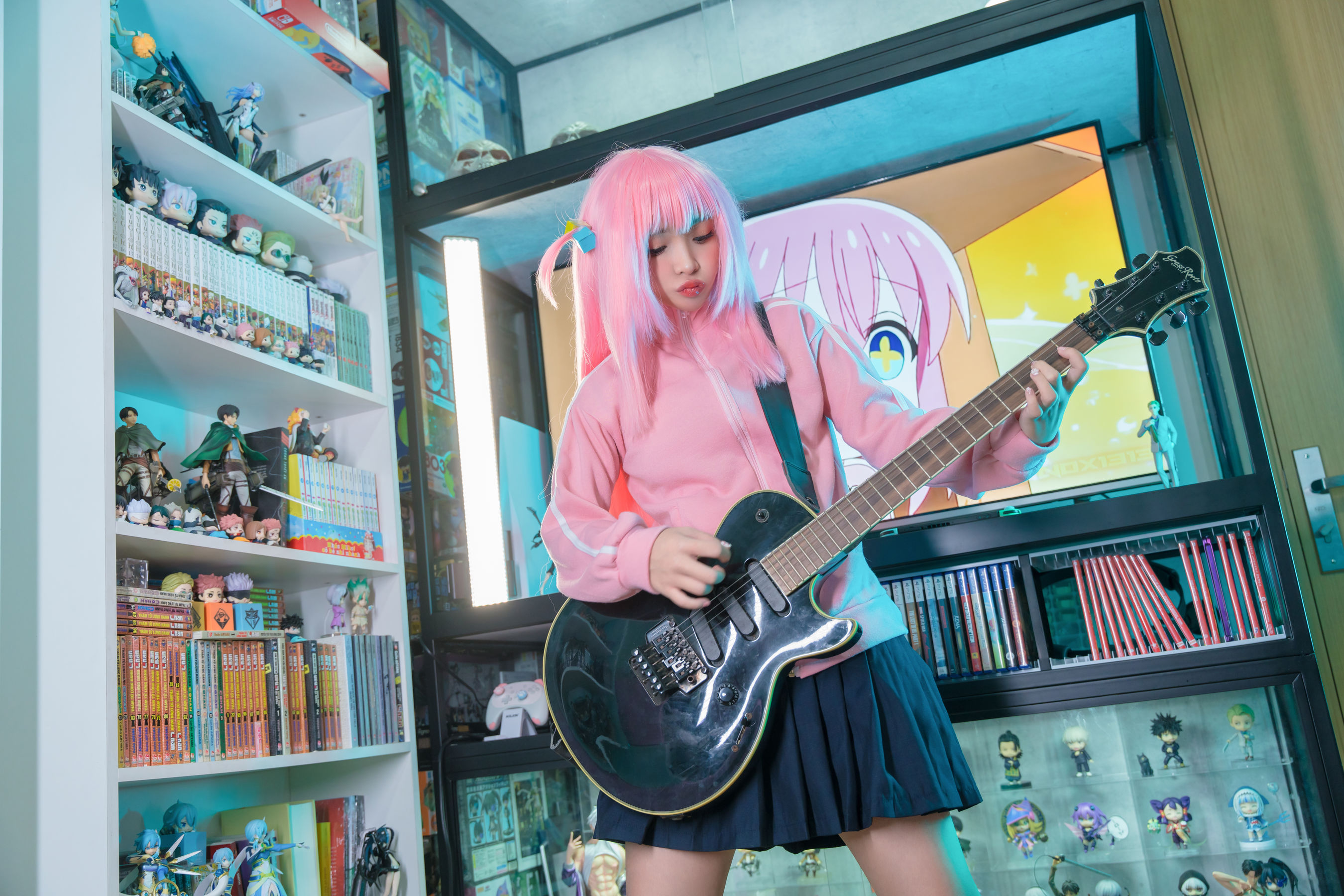 Umeko J – Bocchi [37P]