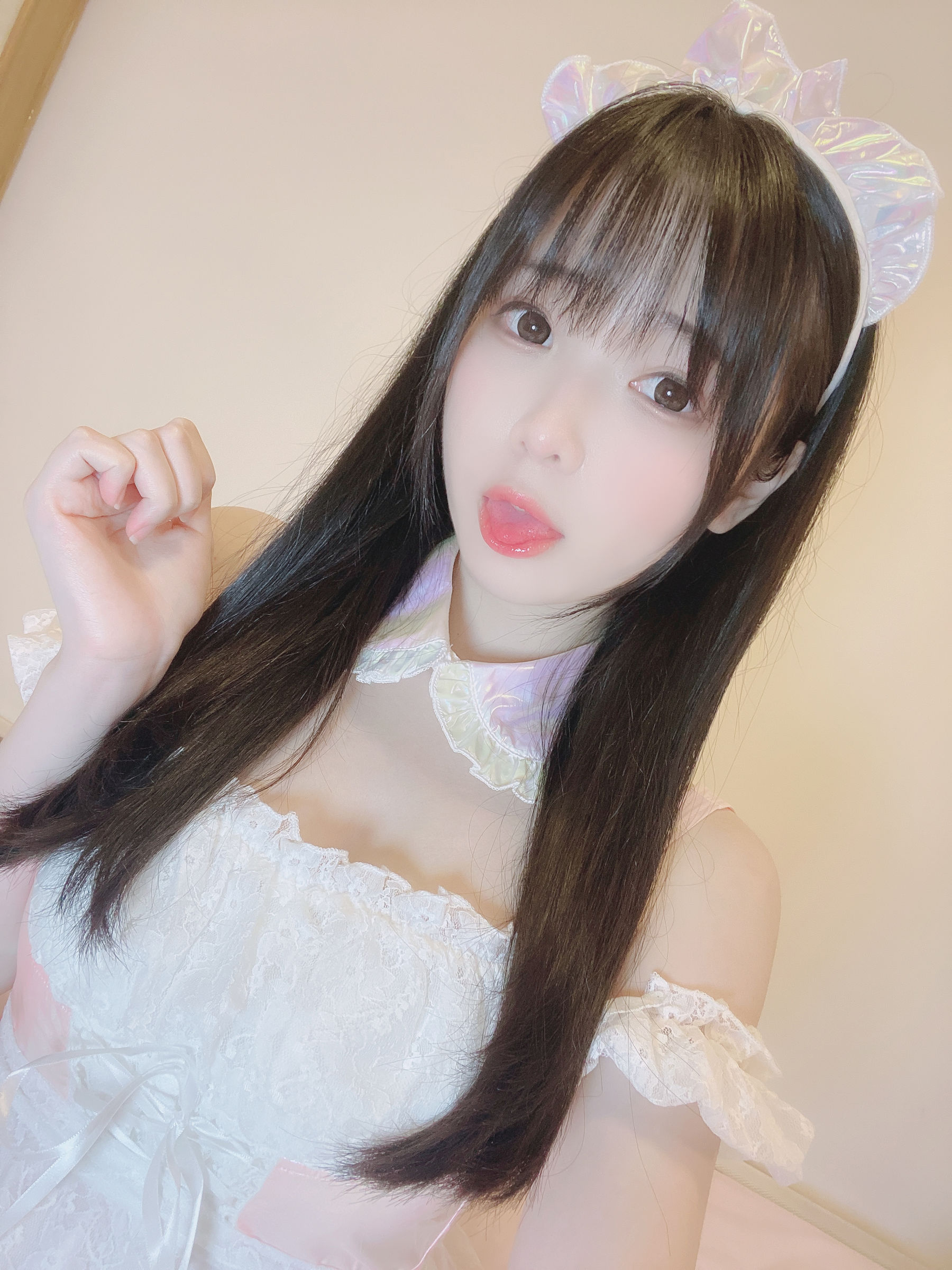微博妹纸霜月shimo[fantia] 2023-02-18 自撮り 高清在线免费欣赏 [13P]