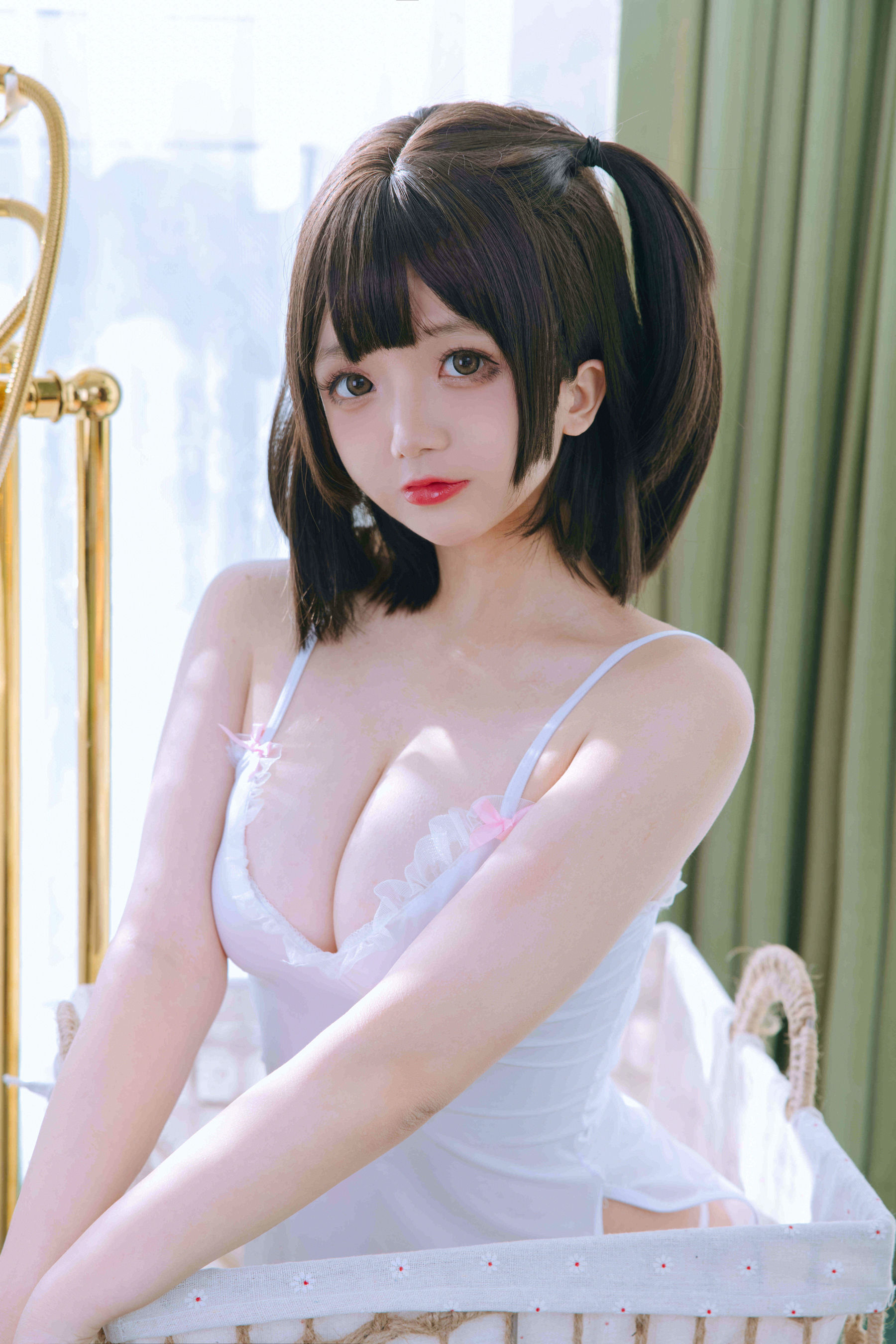 Cosplay日奈娇 – 湿身小白裙 [91P]