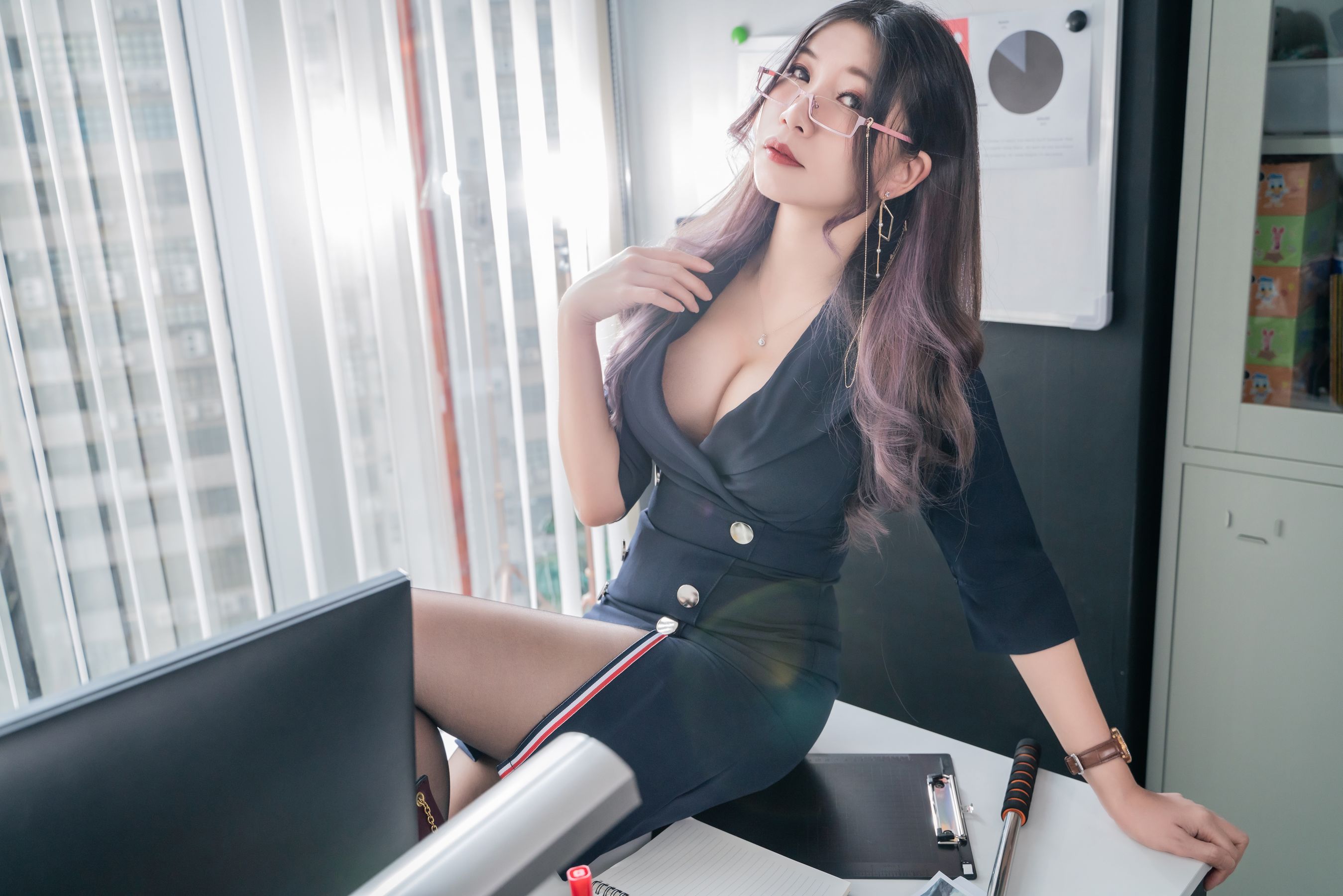 小琪-Aki – CEO [43P]