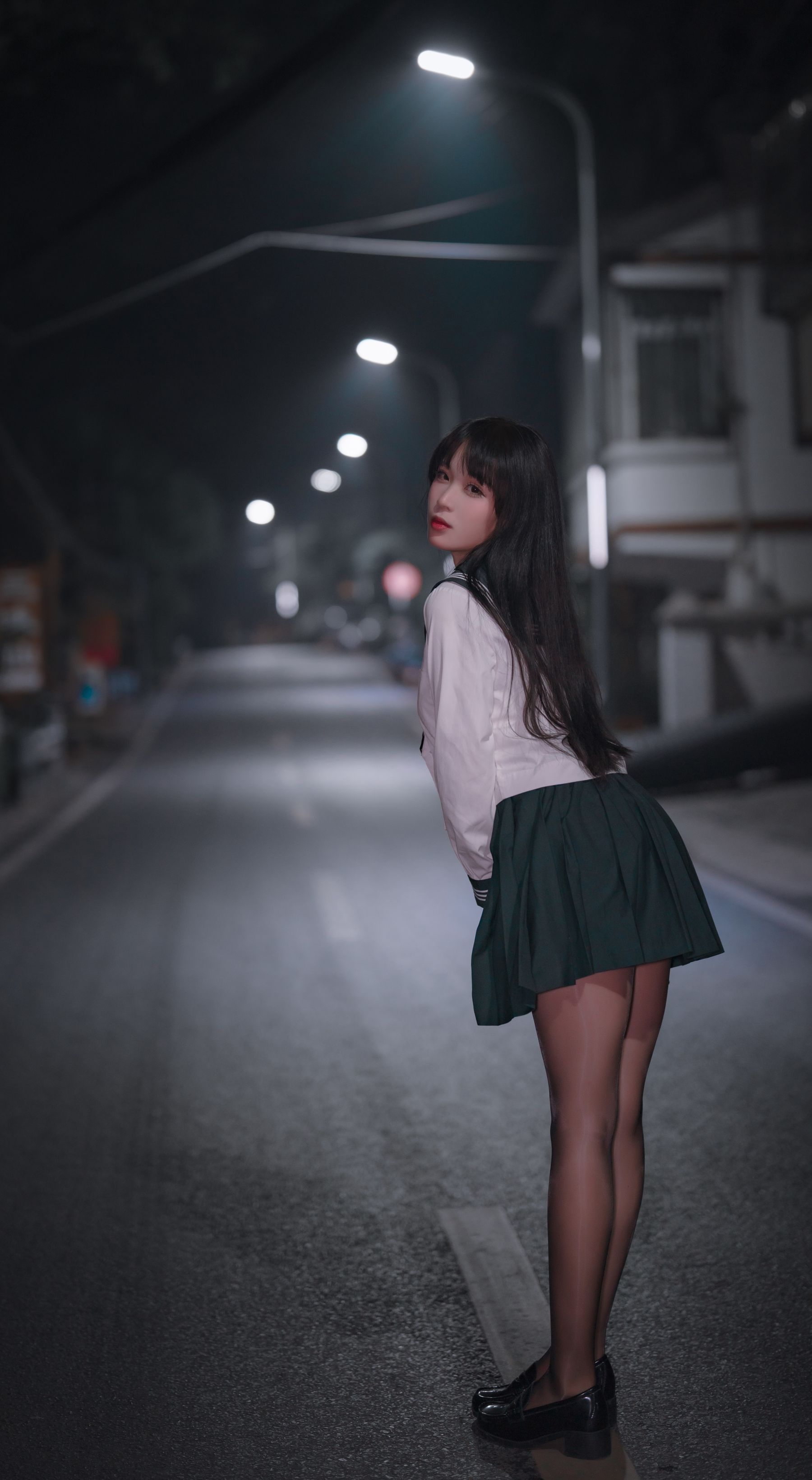 轩萧学姐 – 公路JK [46P]