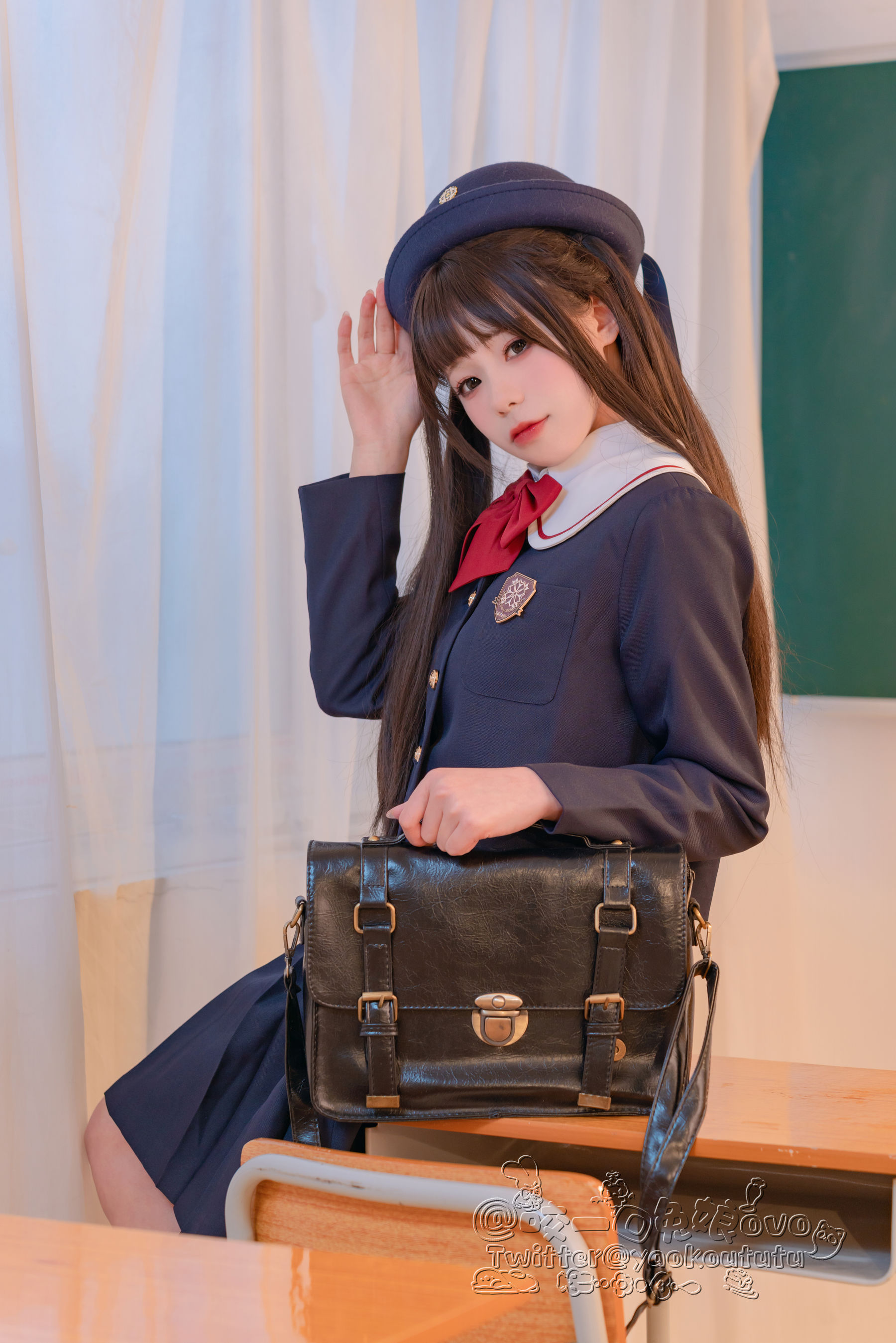 咬一口兔娘 – 入学式 [50P]