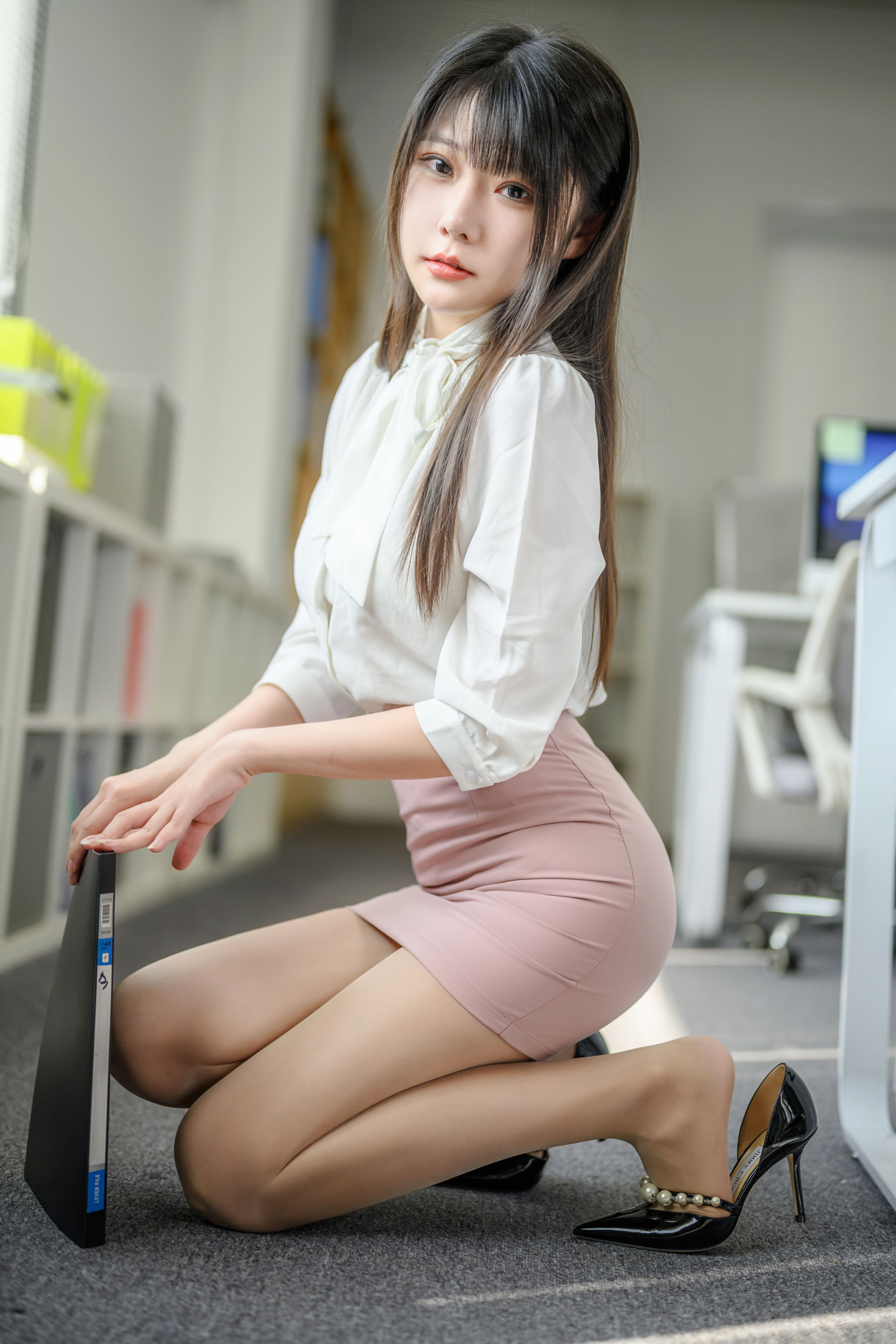 香草喵露露 – 粉白裙子 [40P]