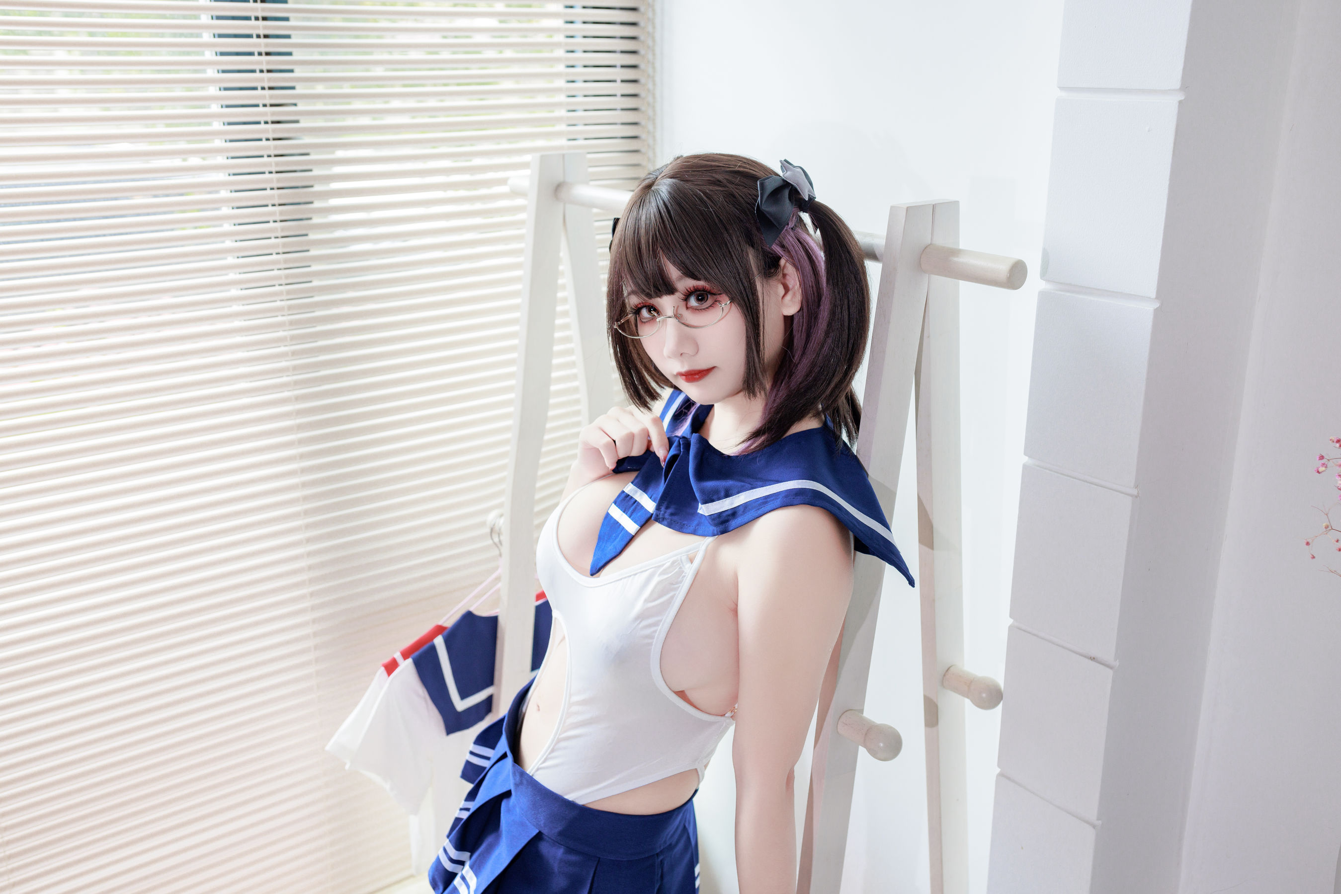 阿雪雪 – 连体水手服 [19P]