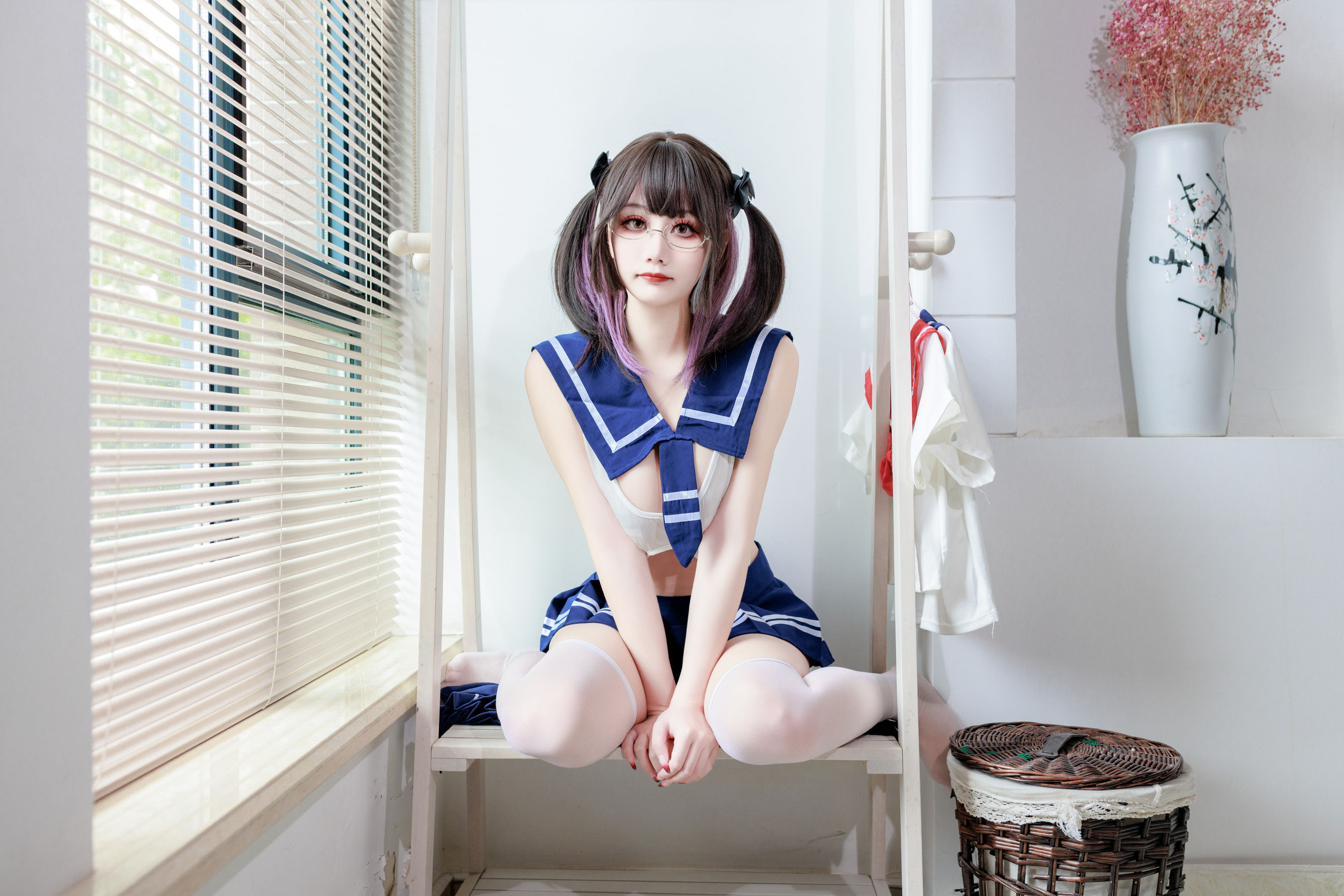 阿雪雪 – 连体水手服 [19P]