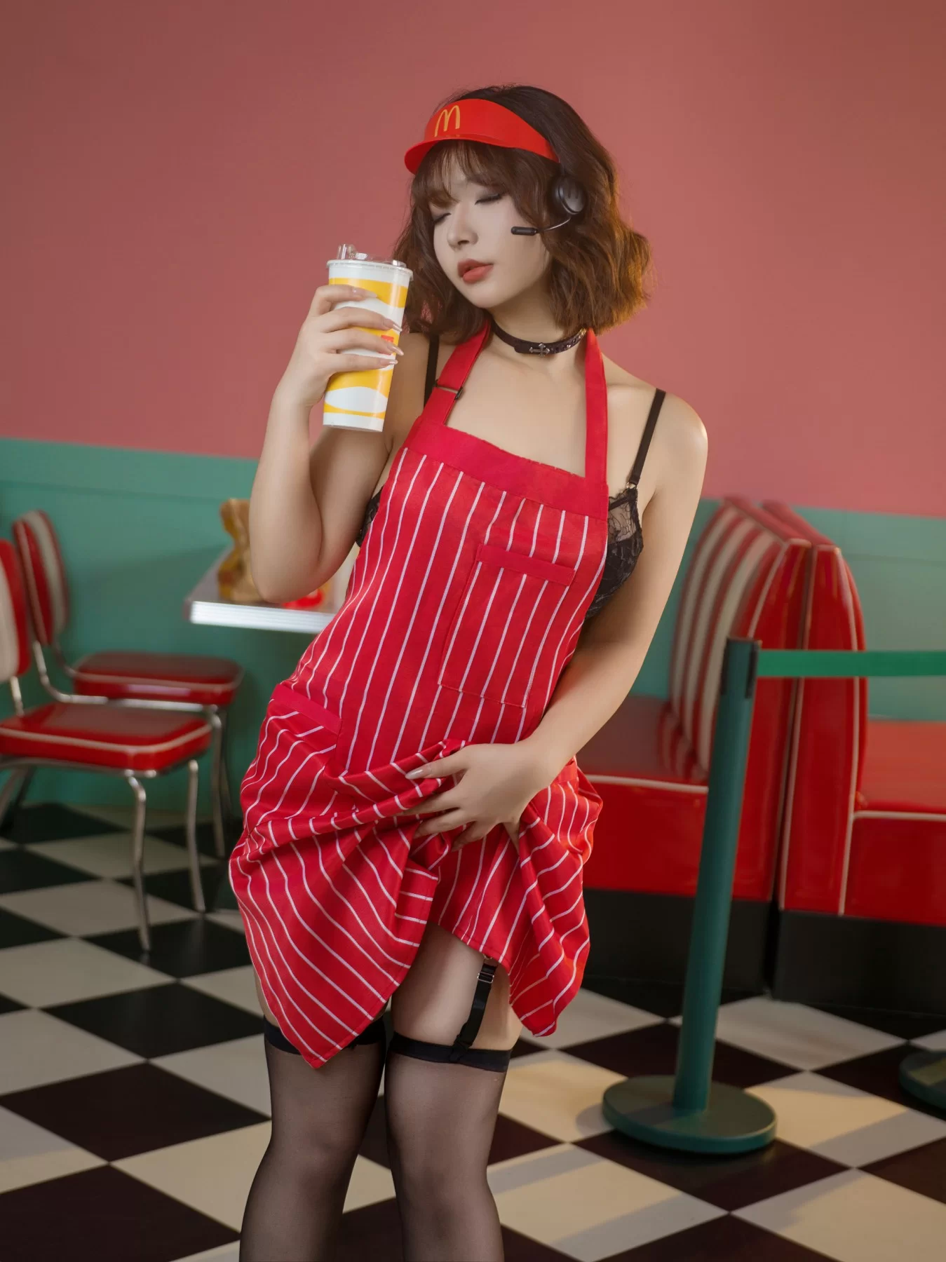 yuuhui玉汇 – 麦当劳的女服务员 [149P]