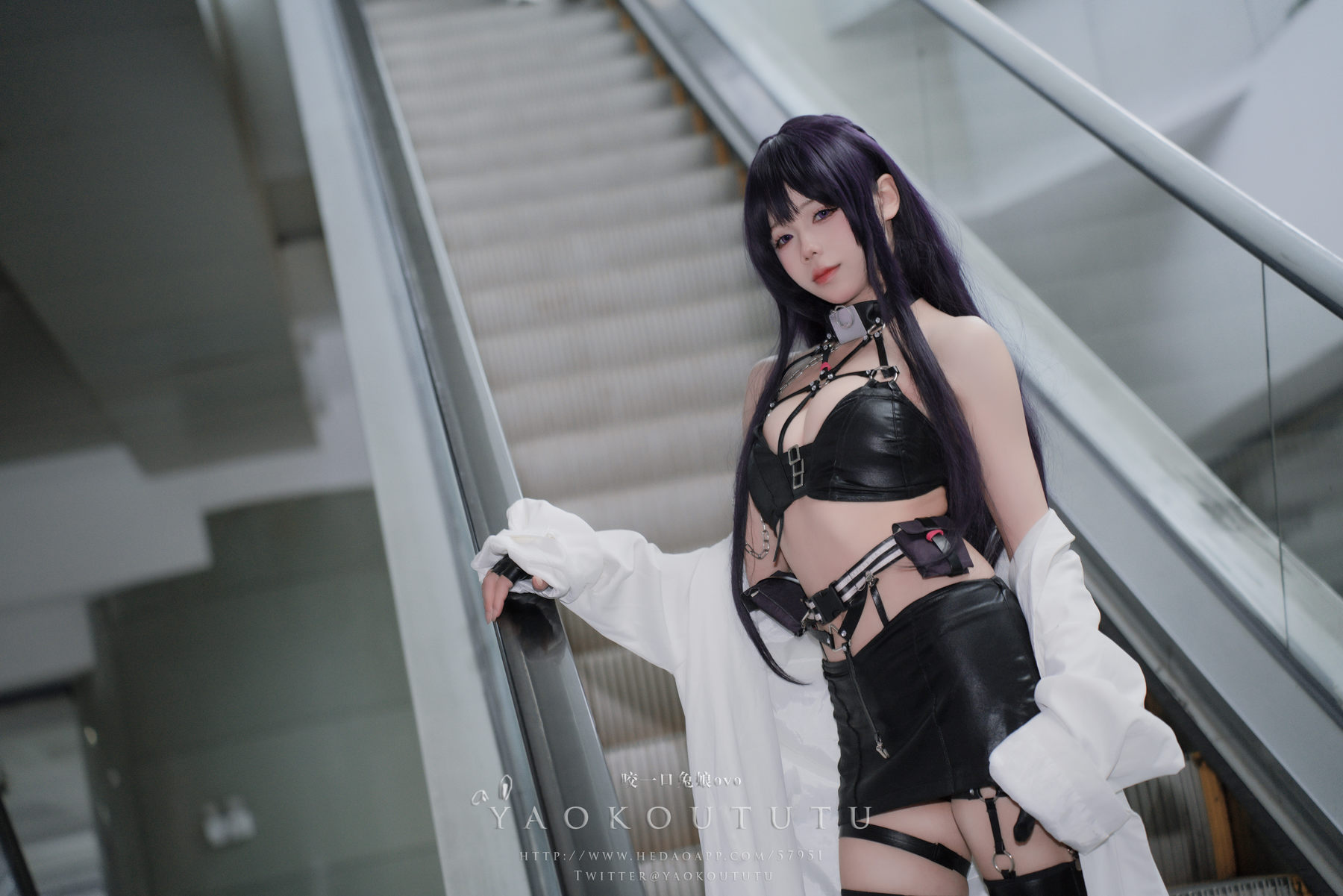 咬一口兔娘 – 米哈拉 [27P]