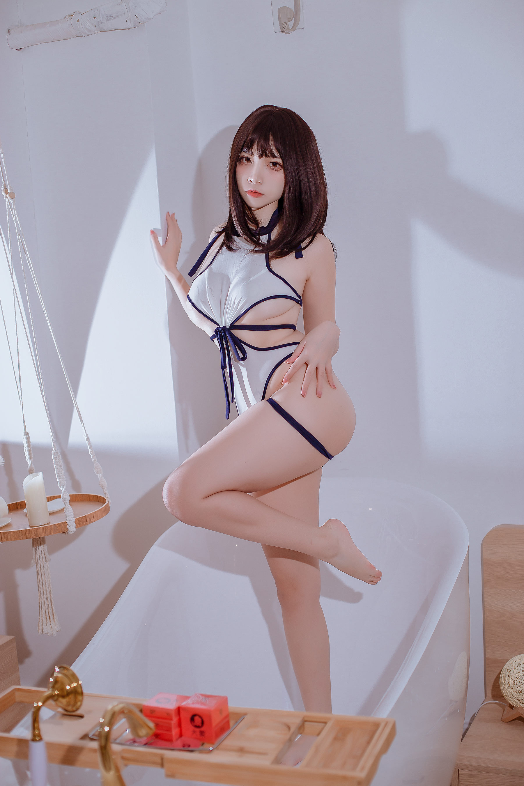 二佐Nisa – 私房大象竞泳 [35P]