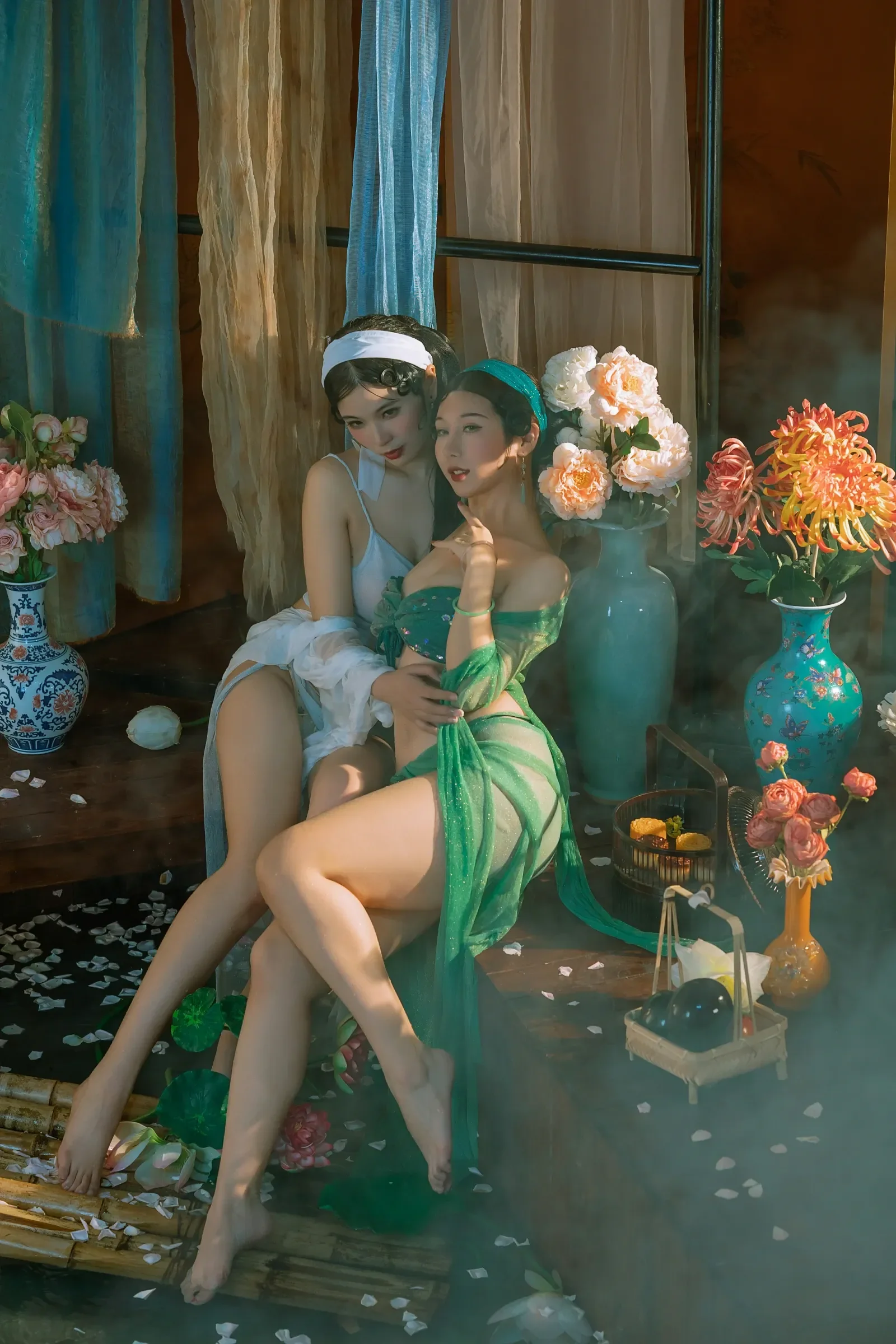 云溪溪&轩萧学姐 – 白娘子&青蛇 [26P]