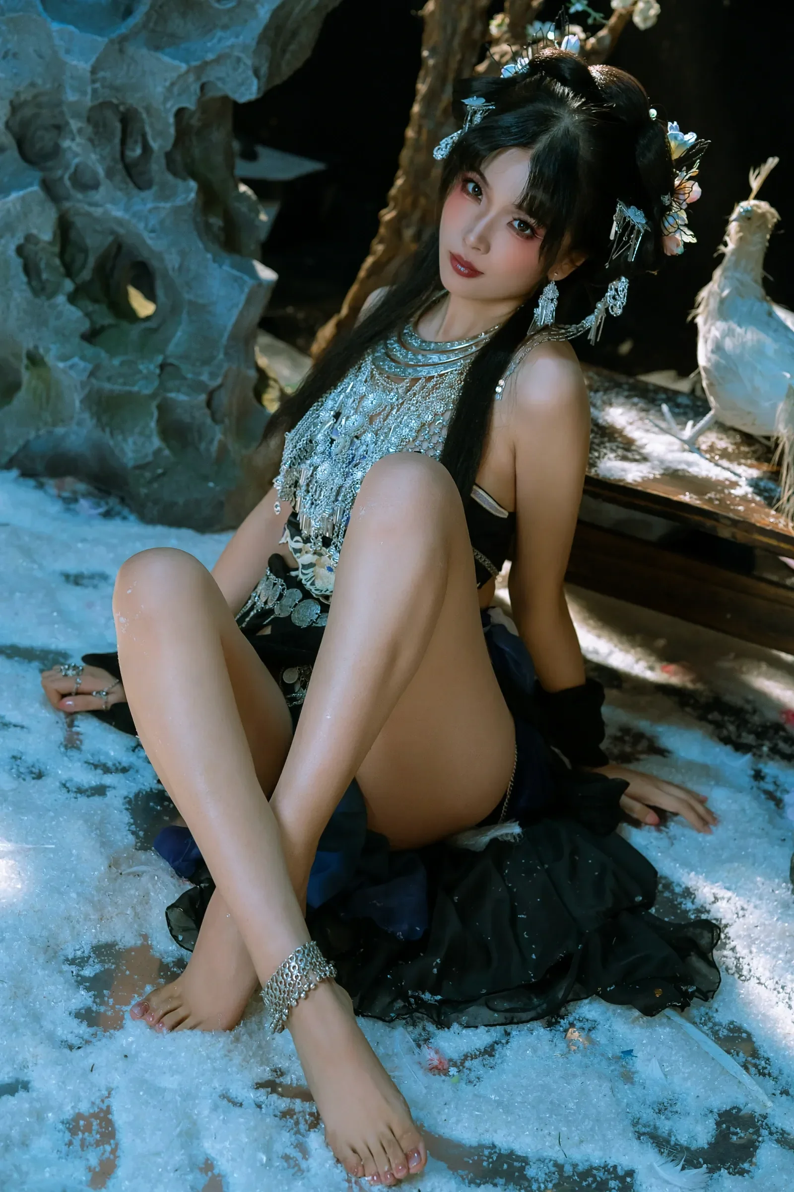 云溪溪&轩萧学姐 – 苗疆少女 [24P]