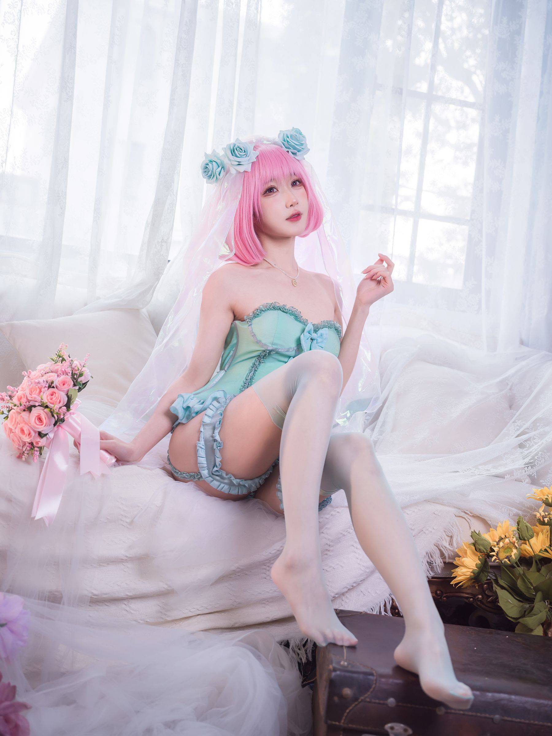阿包也是兔娘 – 王女梦梦 婚纱内衣 [32P]