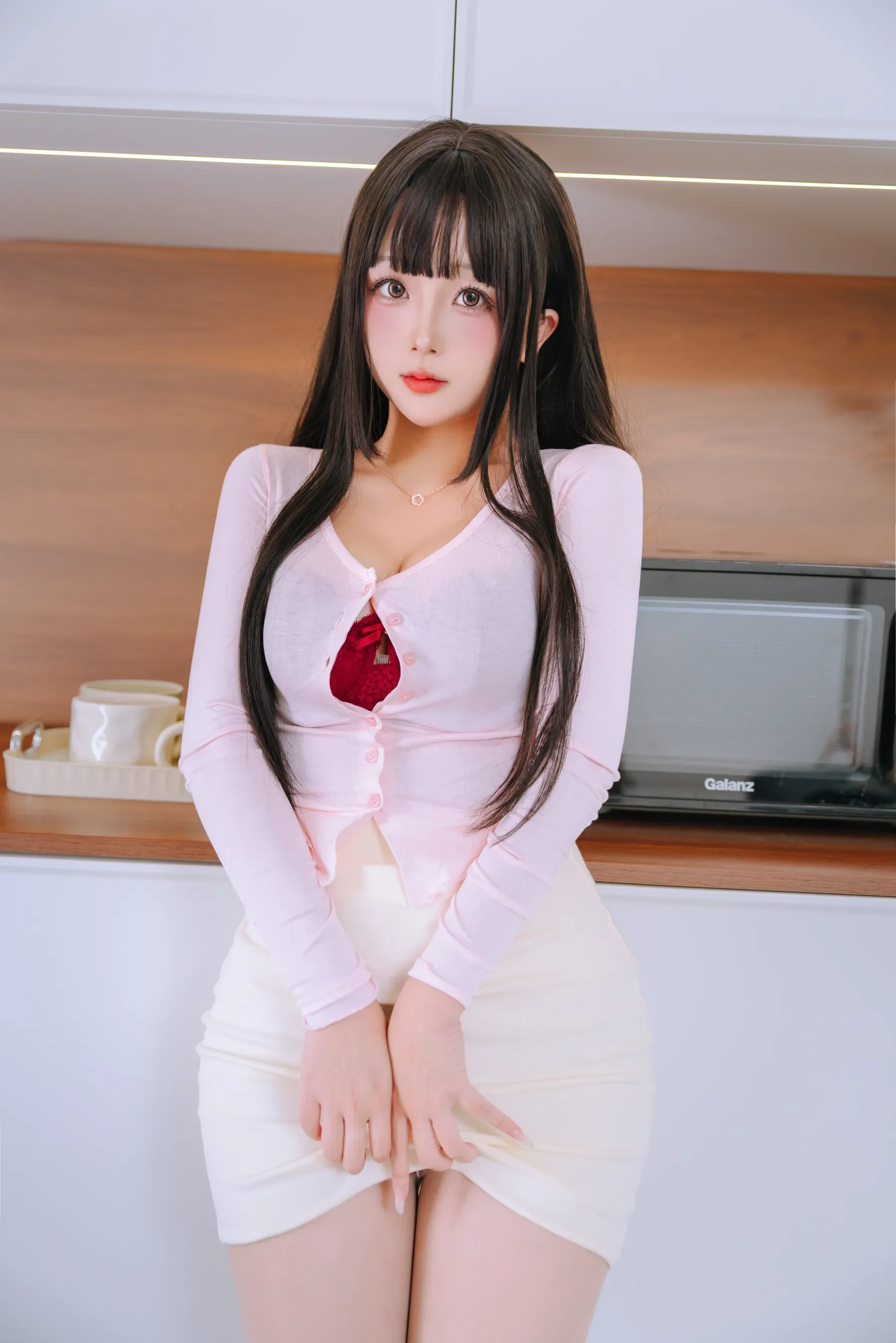 日奈娇 – 茶水间 [85P]